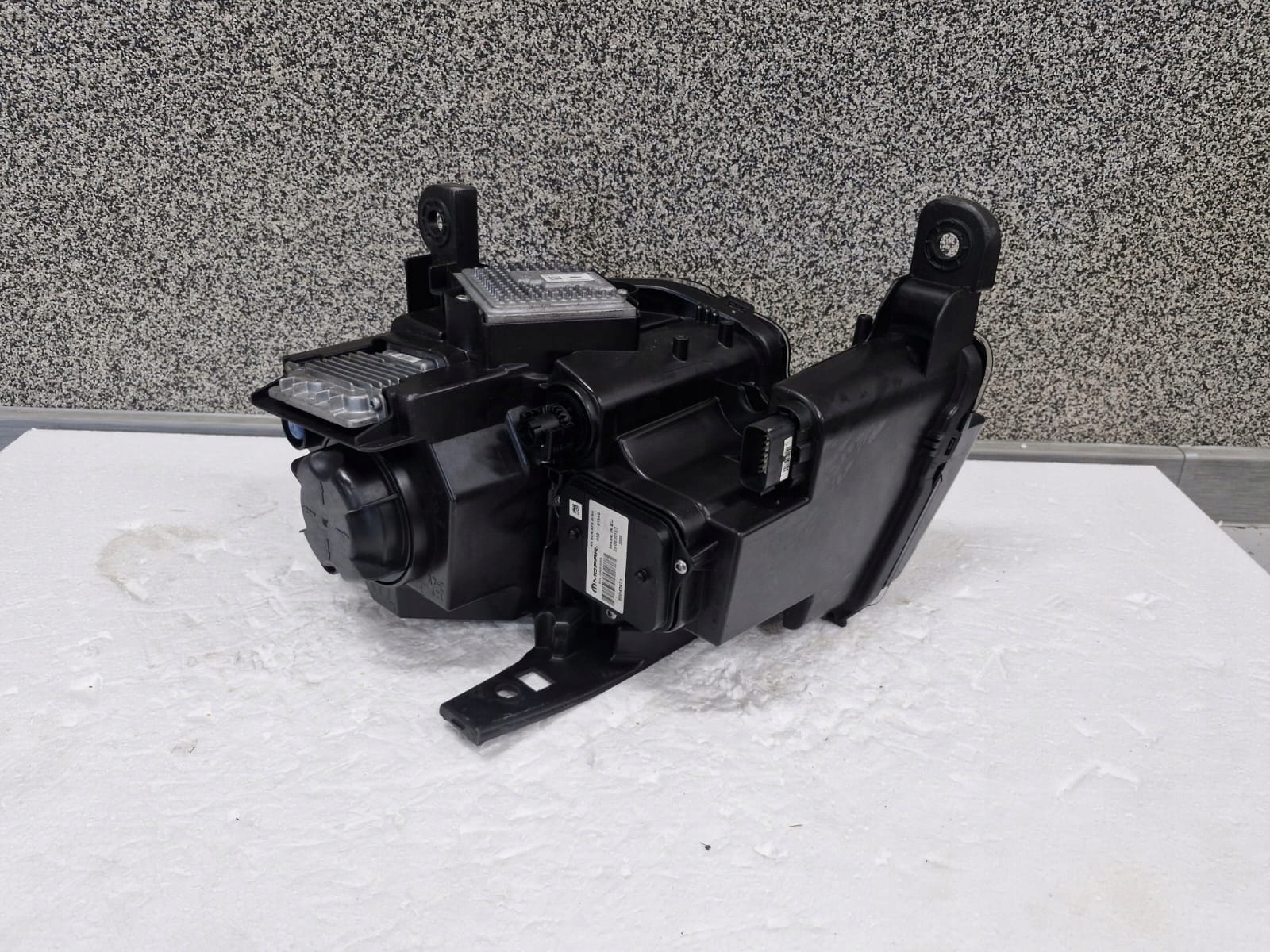 light right Jeep Cherokee WK2 Bi Xenon Led 2015