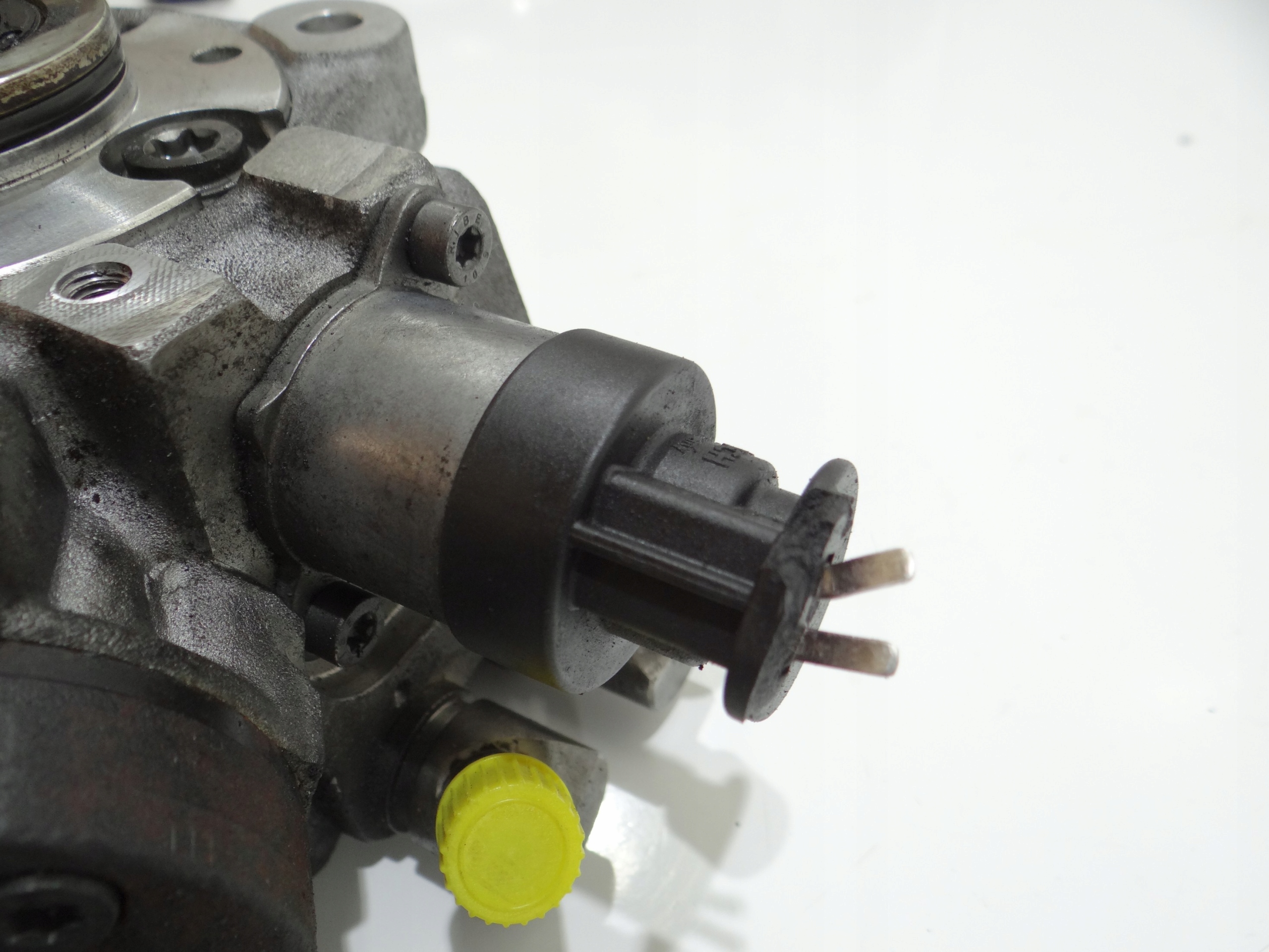 BMW E60 2.0 D Einspritzpumpe N47 7807495
