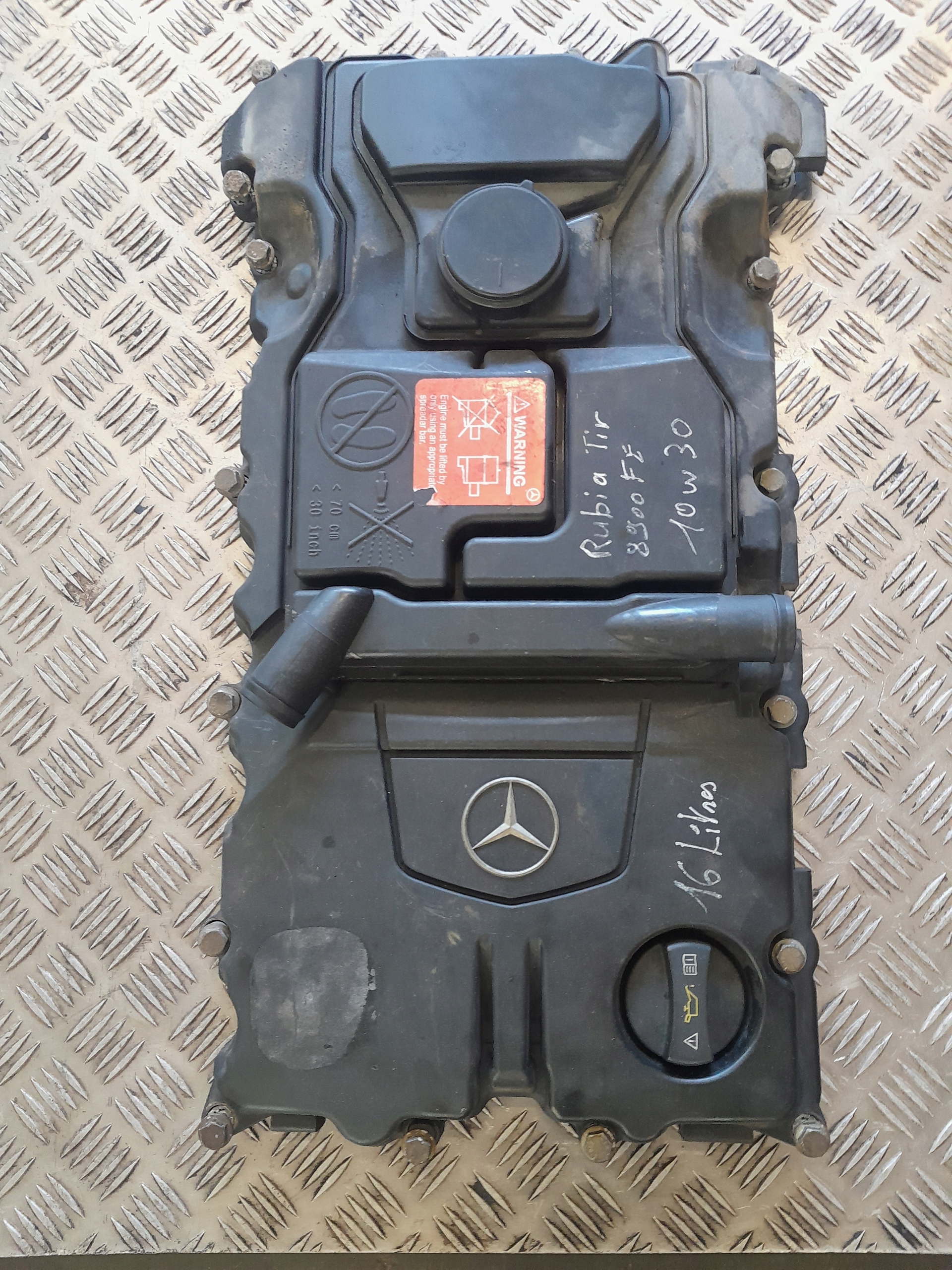 POKRYWA ZAWORÓW MERCEDES ATEGO III E6 OM 934 A9340100330