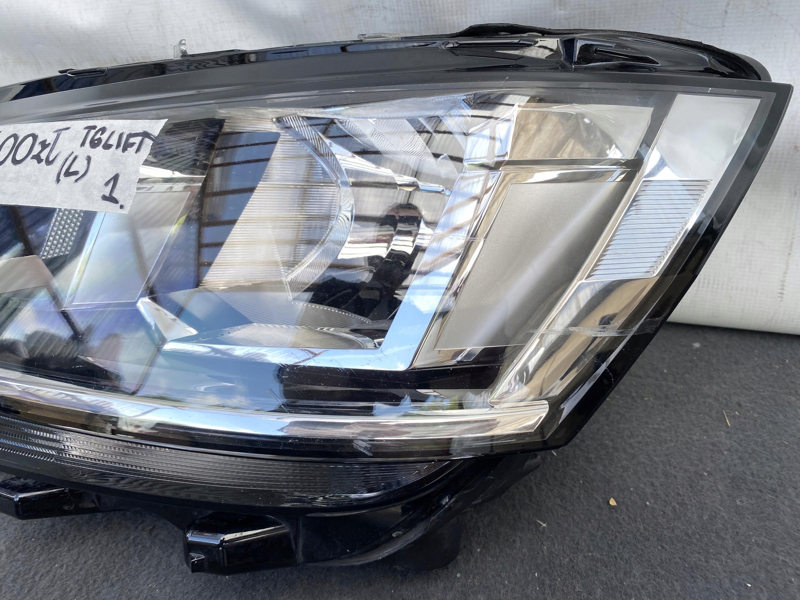 VW TRANSPORTER T6.1 T6LIFT 19- light left REFLEKTOR front left 7L1941005B