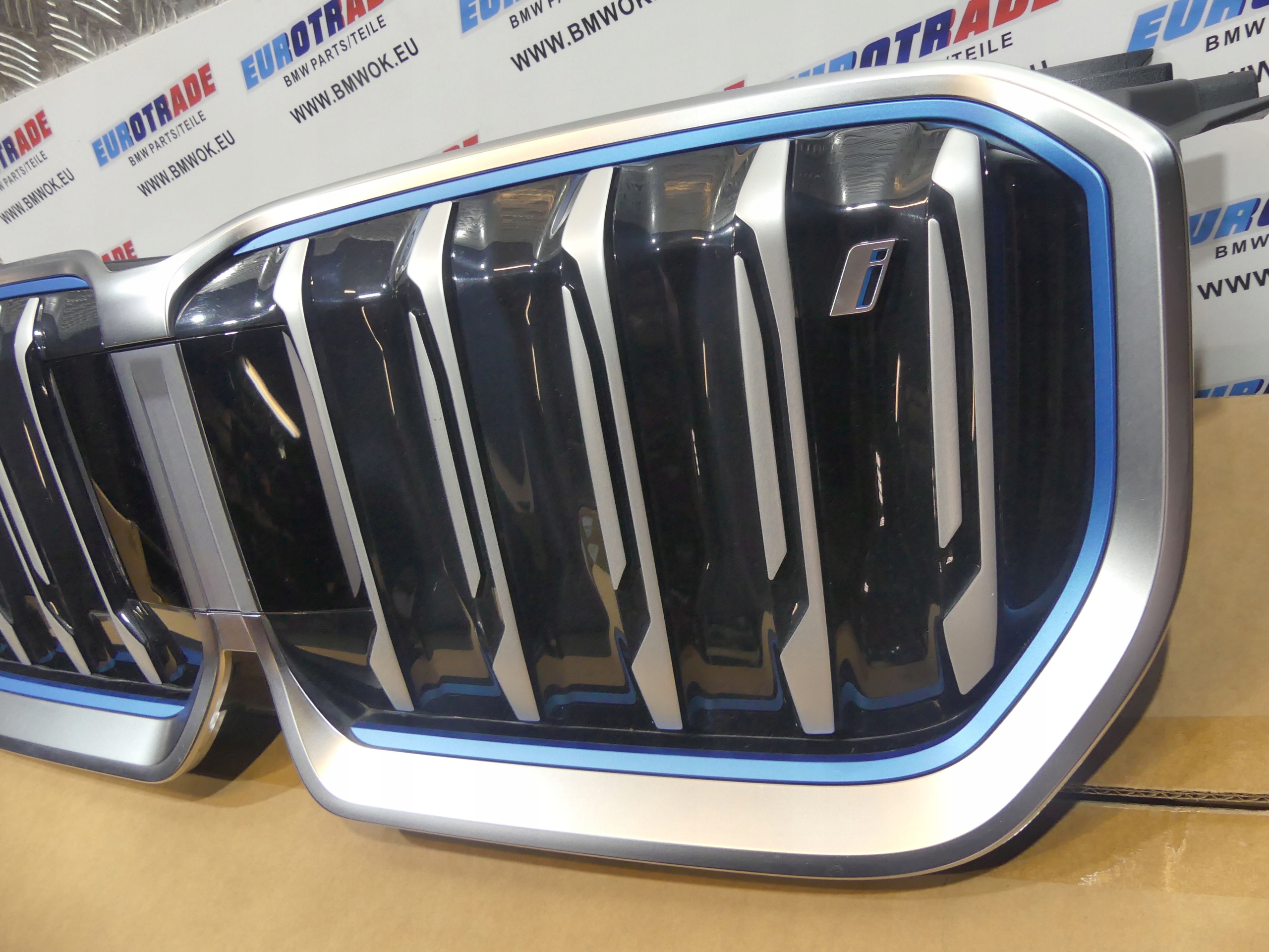 BMW iX1 U11 Kühlergrill FRONTGRILL Kühlergitter 5A076E4 - Thumbnail 7