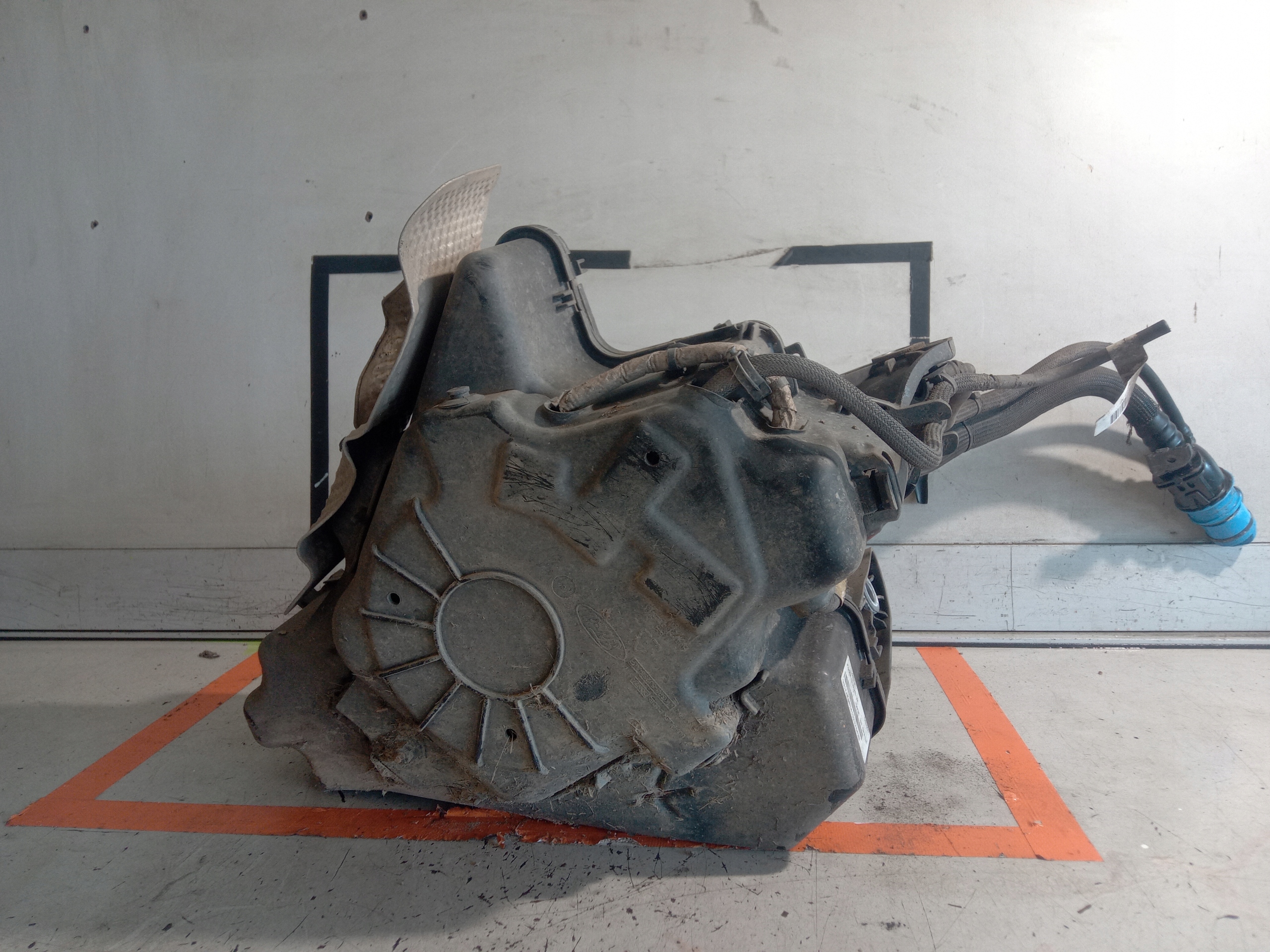 FORD MONDEO MK5 ZBIORNIK ADBLUE Producent części Ford OE