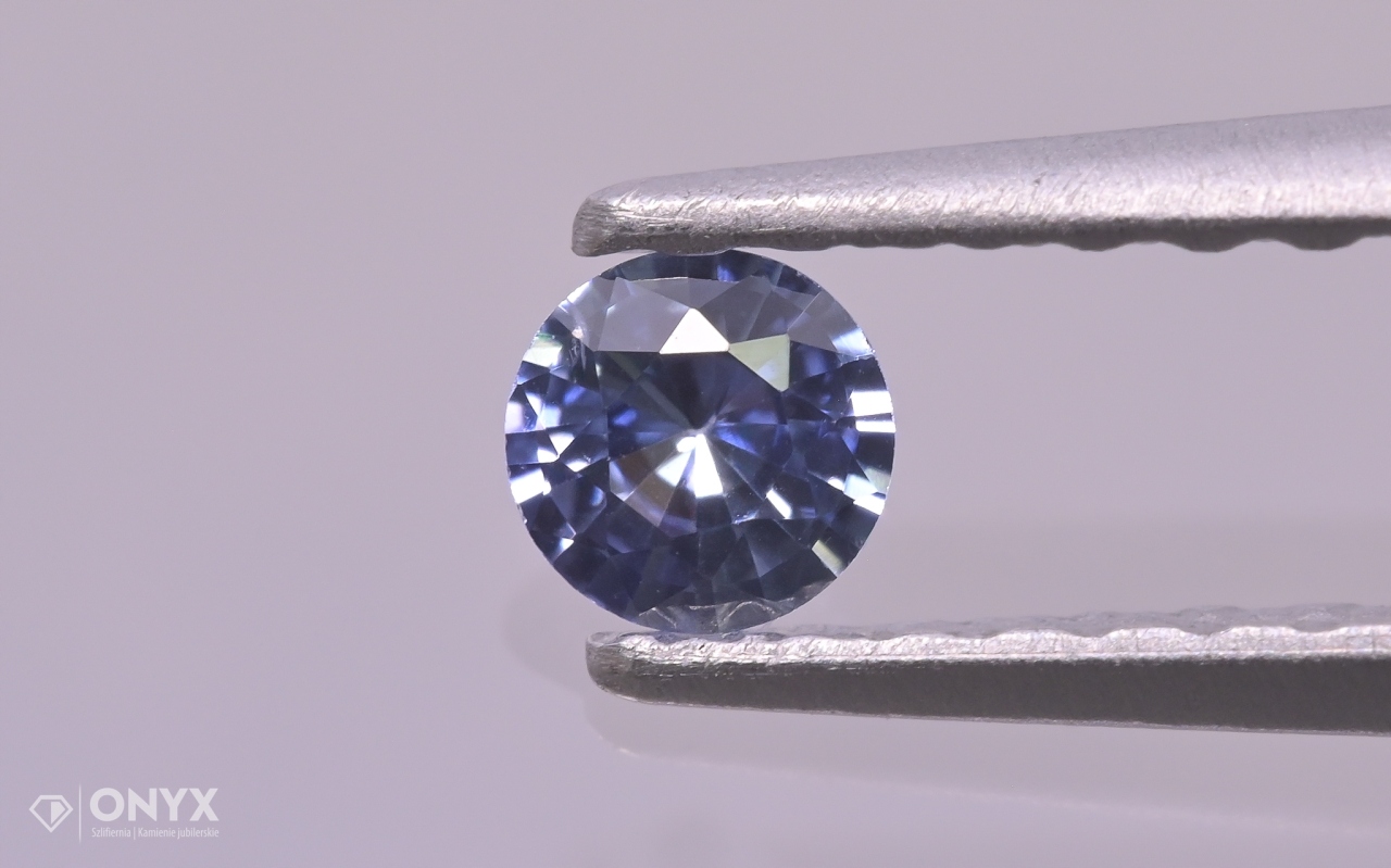 Fazetovaný safír kulatý fi 3 mm