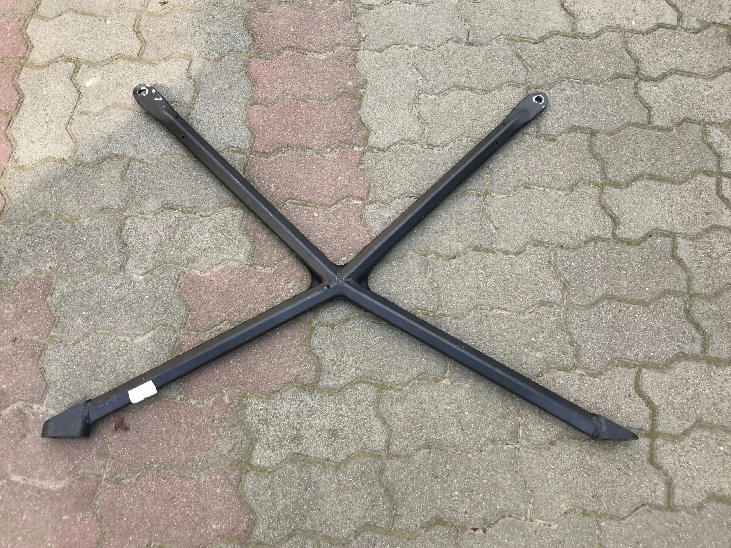 AUDI R8 4S příčka podpěra MOTORU 4T8814587E