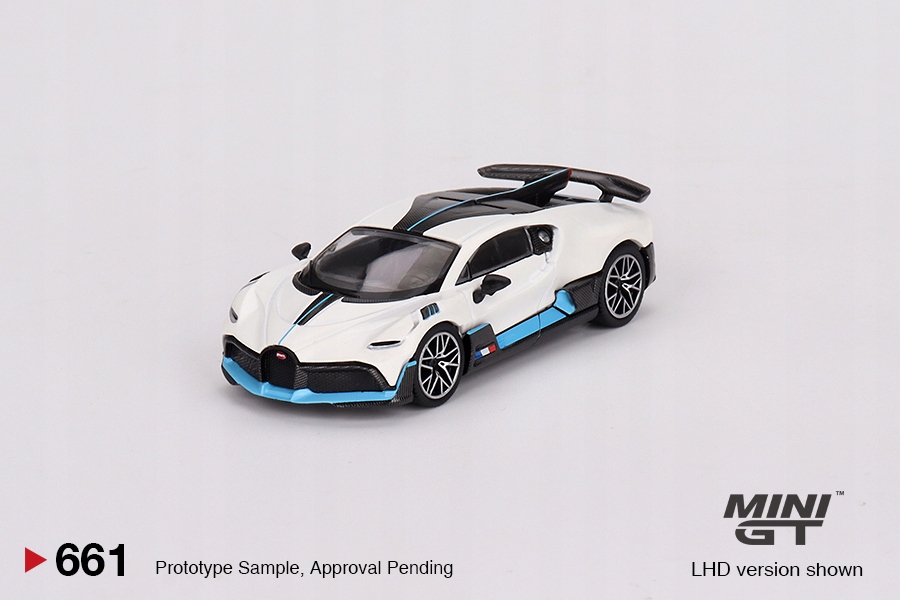 Mini Gt Bugatti Divo White/Blue 1:64