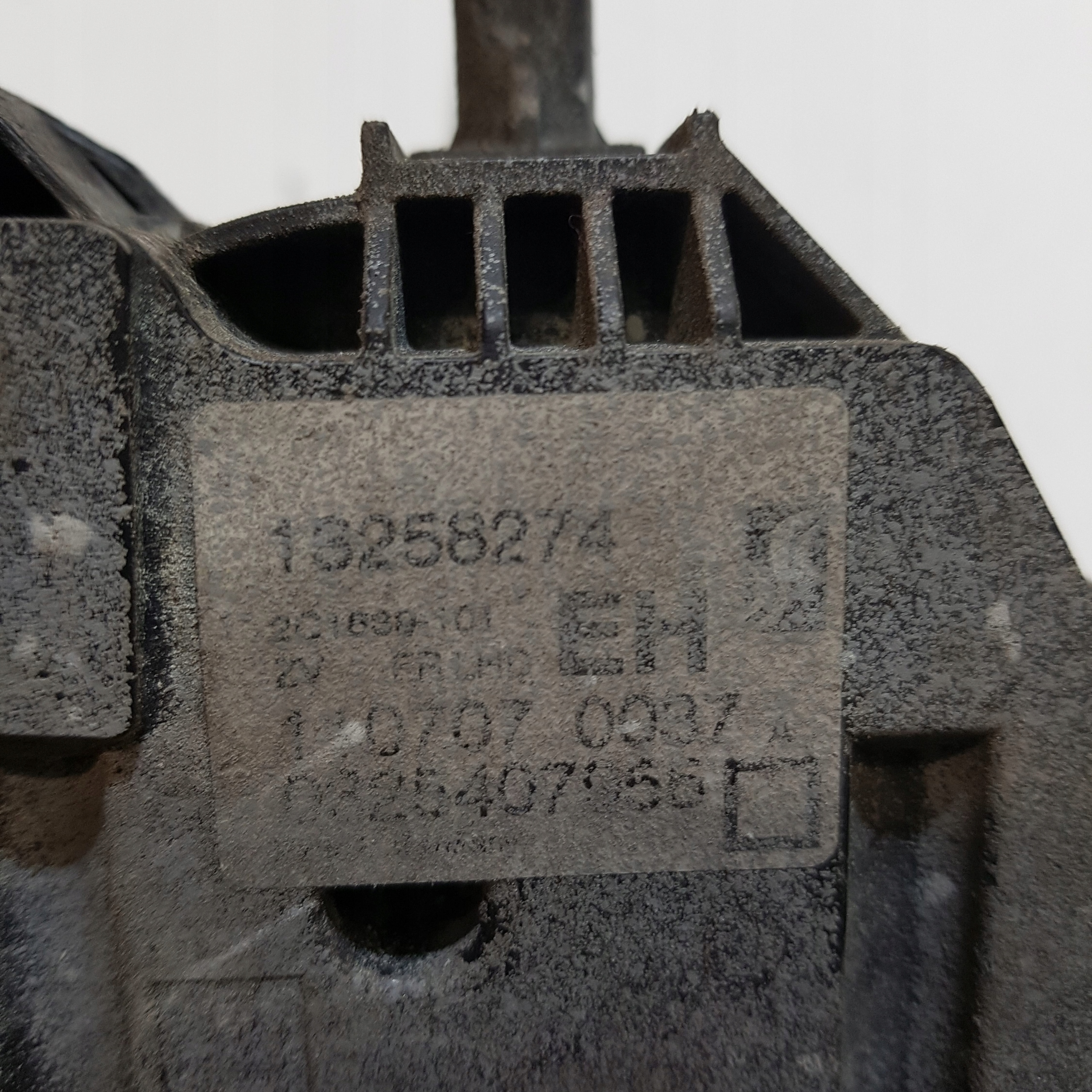 lock door CENTRALNY right front OPEL CORSA D 6 PIN