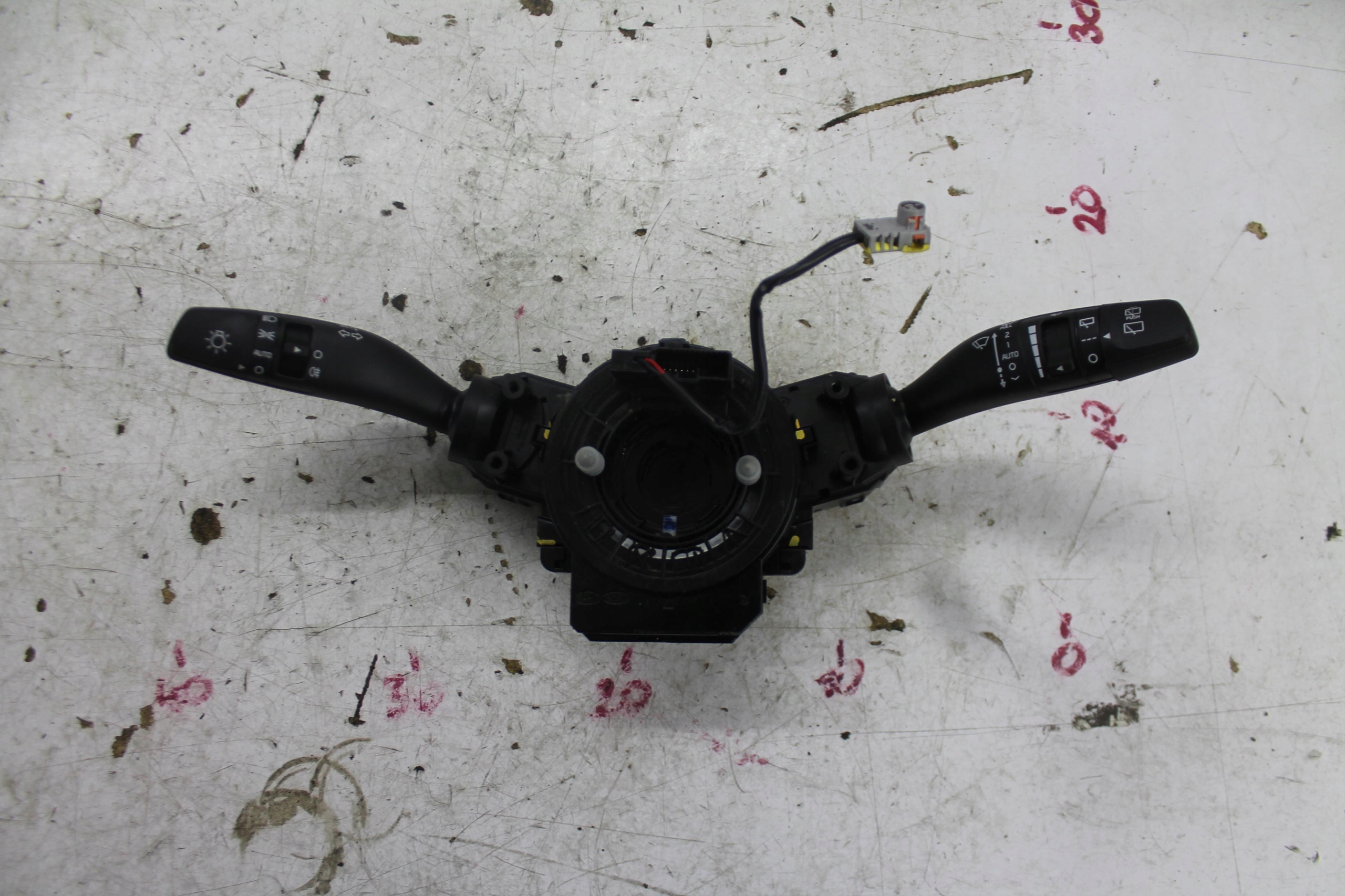 steering wheel levers and controls MANETKA ring KIA OPTIMA IV 15-20