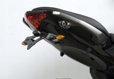 Upevnenie Tabule Register. Kawasaki ER6 12- Čierna