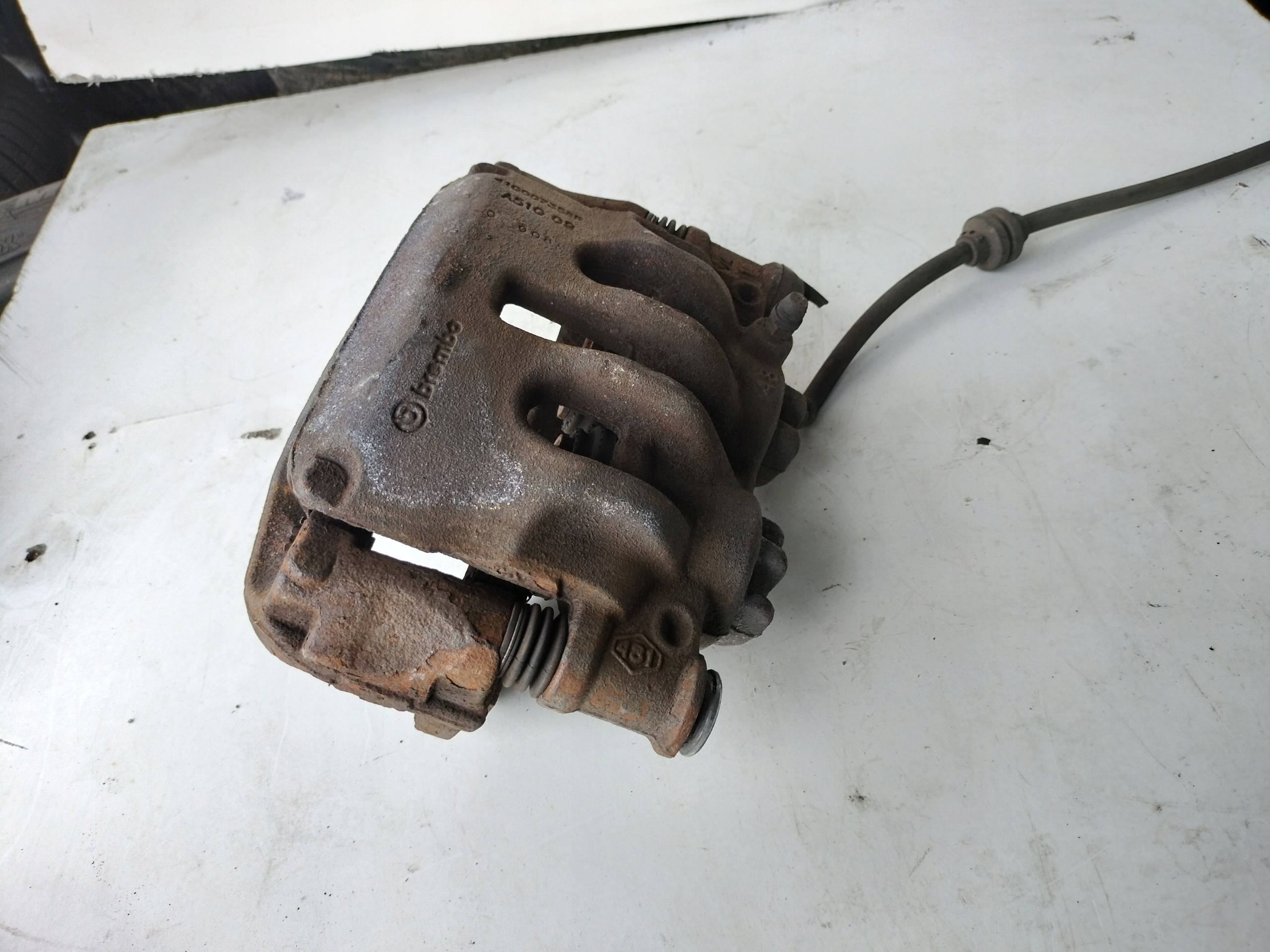 RENAULT MASTER IV III LIFT caliper brake right front 410007358R