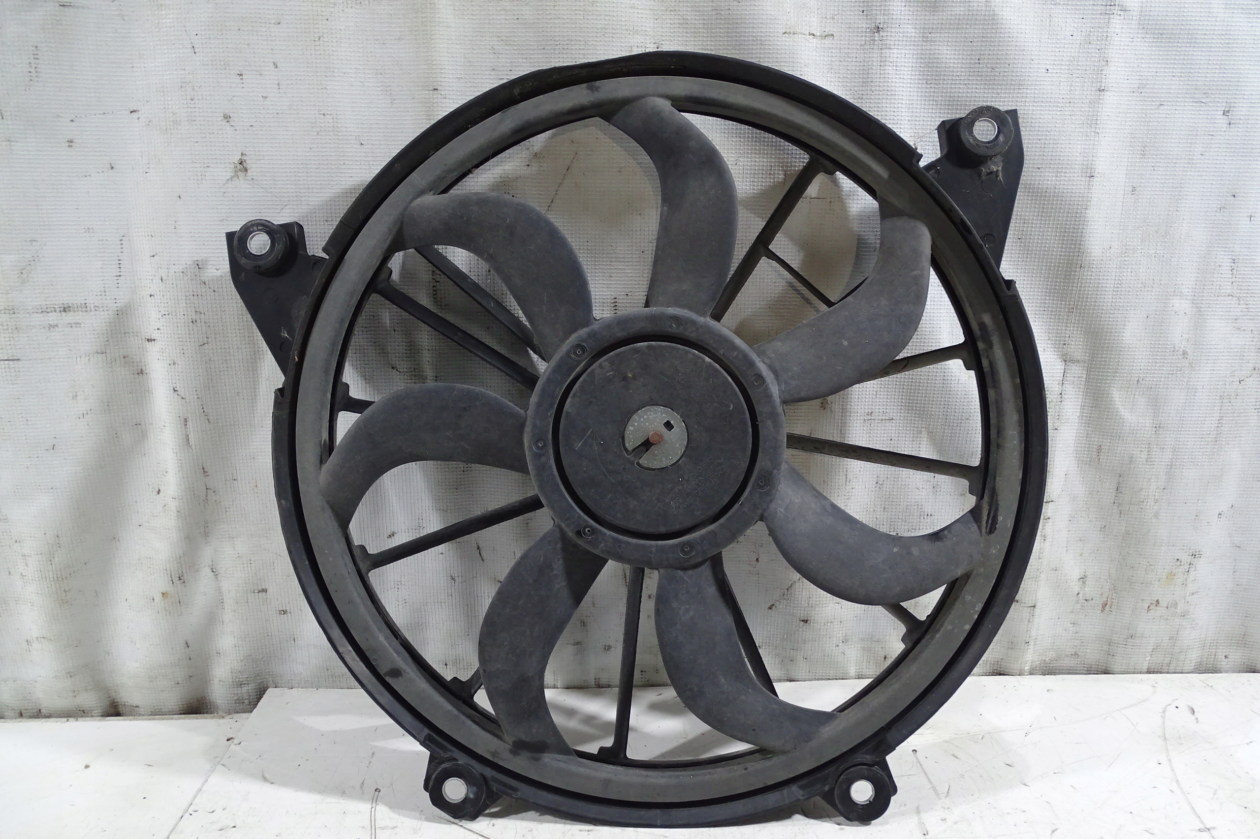 JOURNEY FREEMONT WENTYLATOR CHŁODNICY WIATRAK