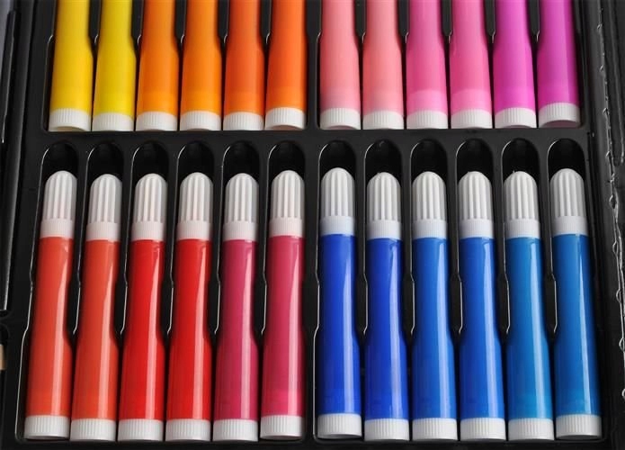 Zestaw do malowania w walizce 288 szt Waga produktu z opakowaniem jednostkowym 1.65 kg