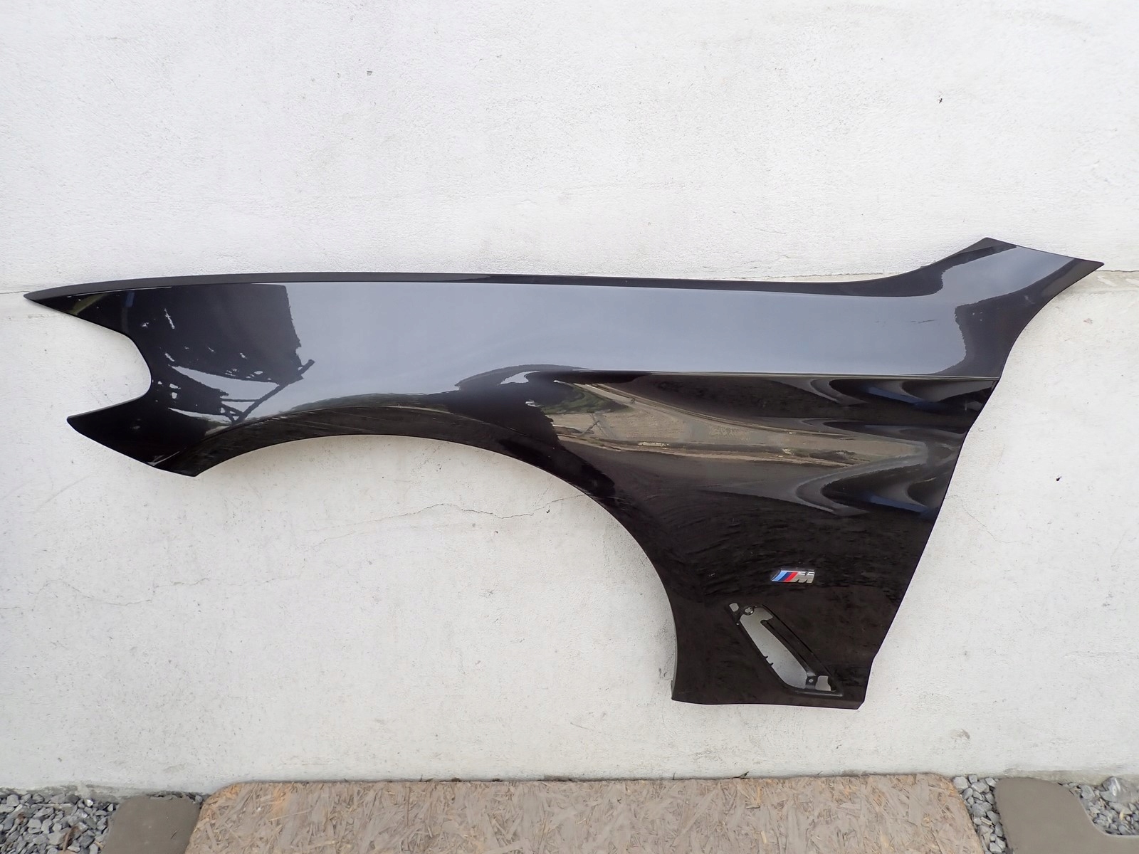 fender left front front BMW 5 V G30 G31 2017-2024R 41007443687