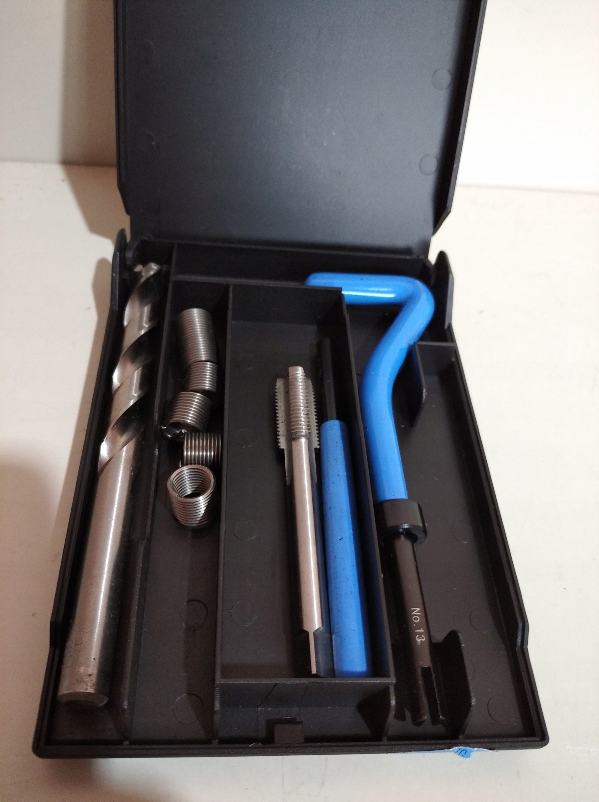 13 C KS Tools 150 6070 ZESTAW DO NAPRAWY GWINTOW EAN 4042146327791