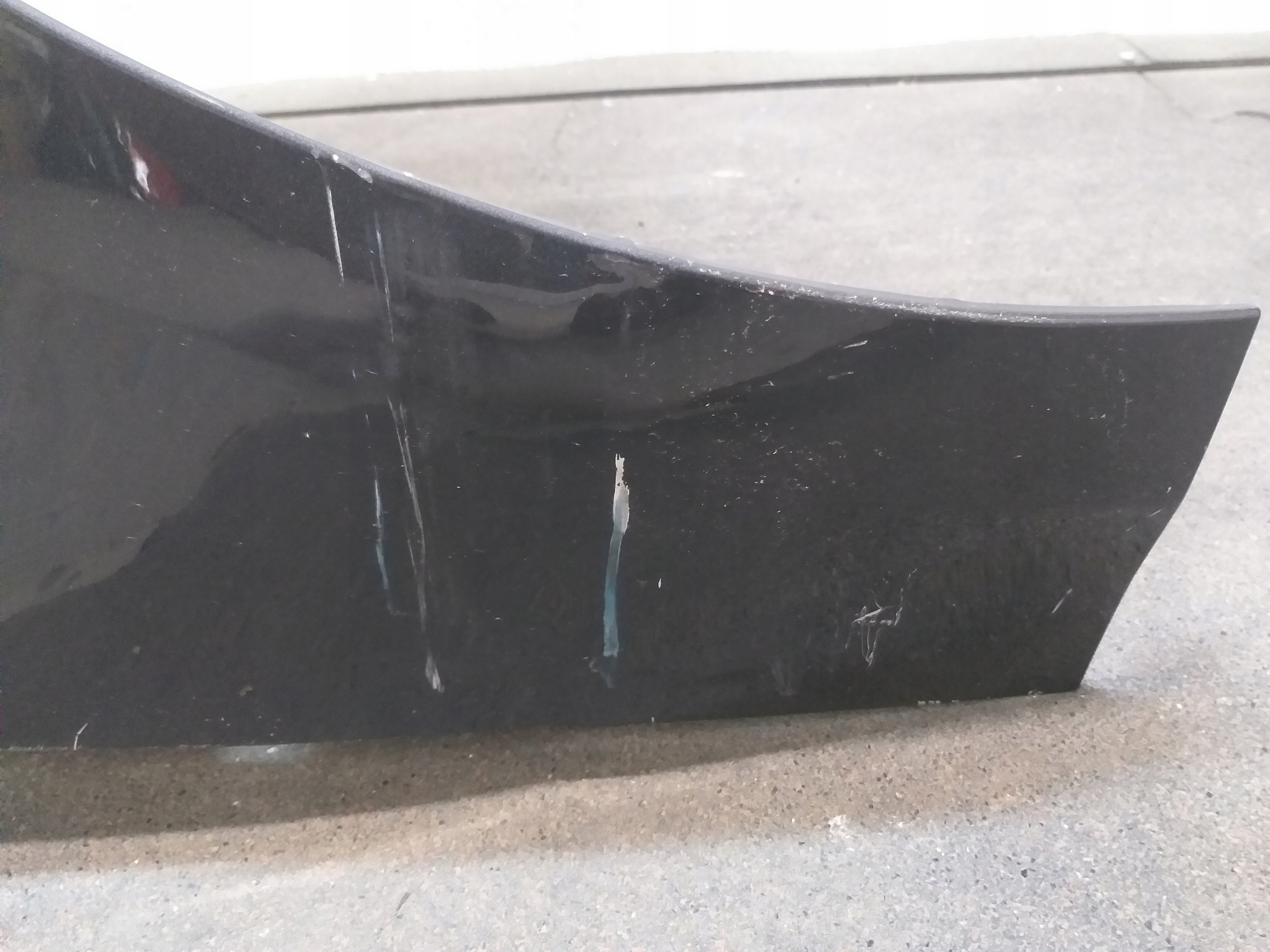 fender front right TESLA III 3