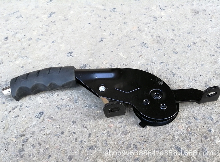 Hamulec postojowy z linką Kolor czarny