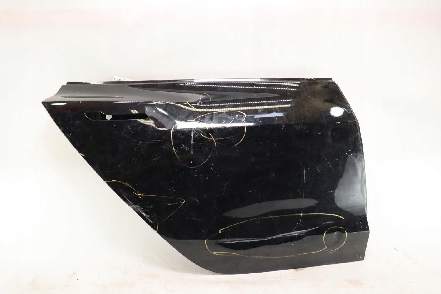 TESLA MODEL 3 DRZWI PRAWE TYLNE 1081440-E0-C Strona zabudowy tył - prawa