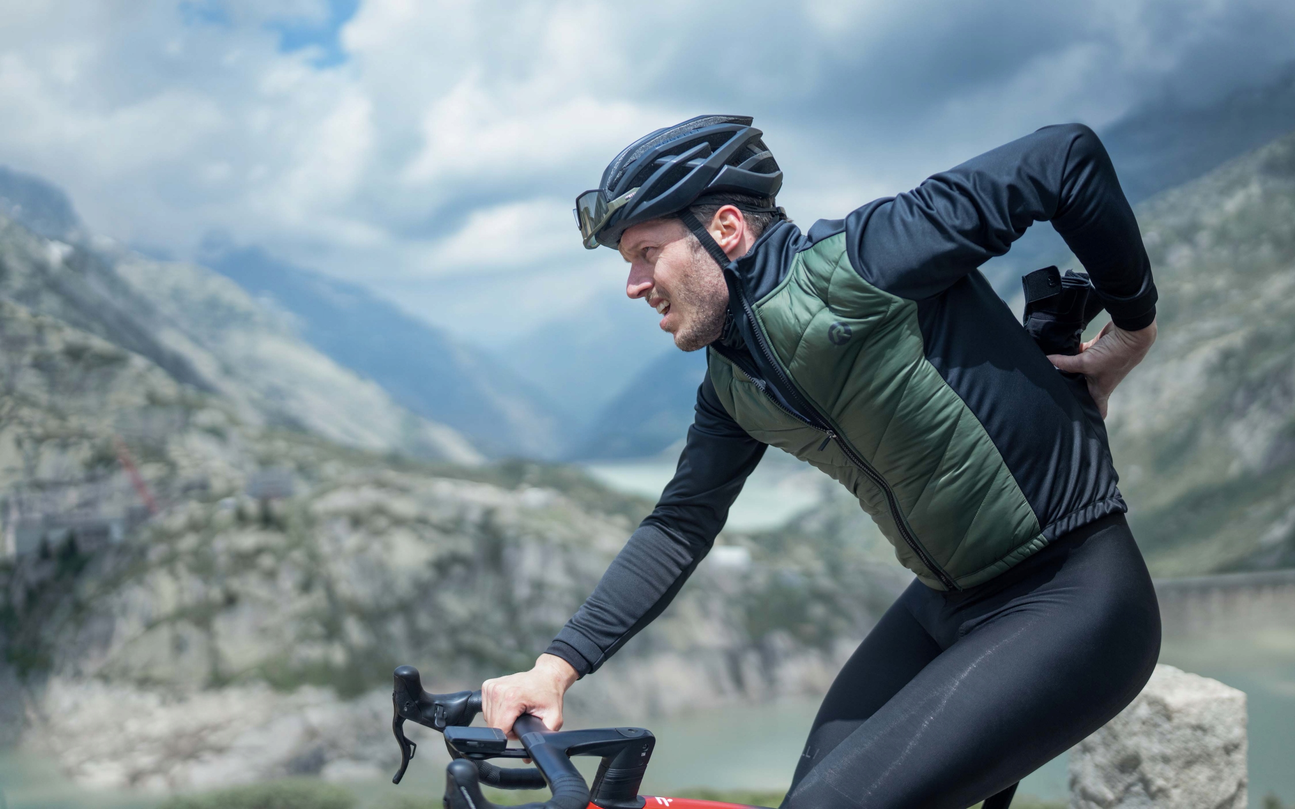 Rogelli WADDED II - męska zimowa kurtka rowerowa Kod producenta ROG351833.L