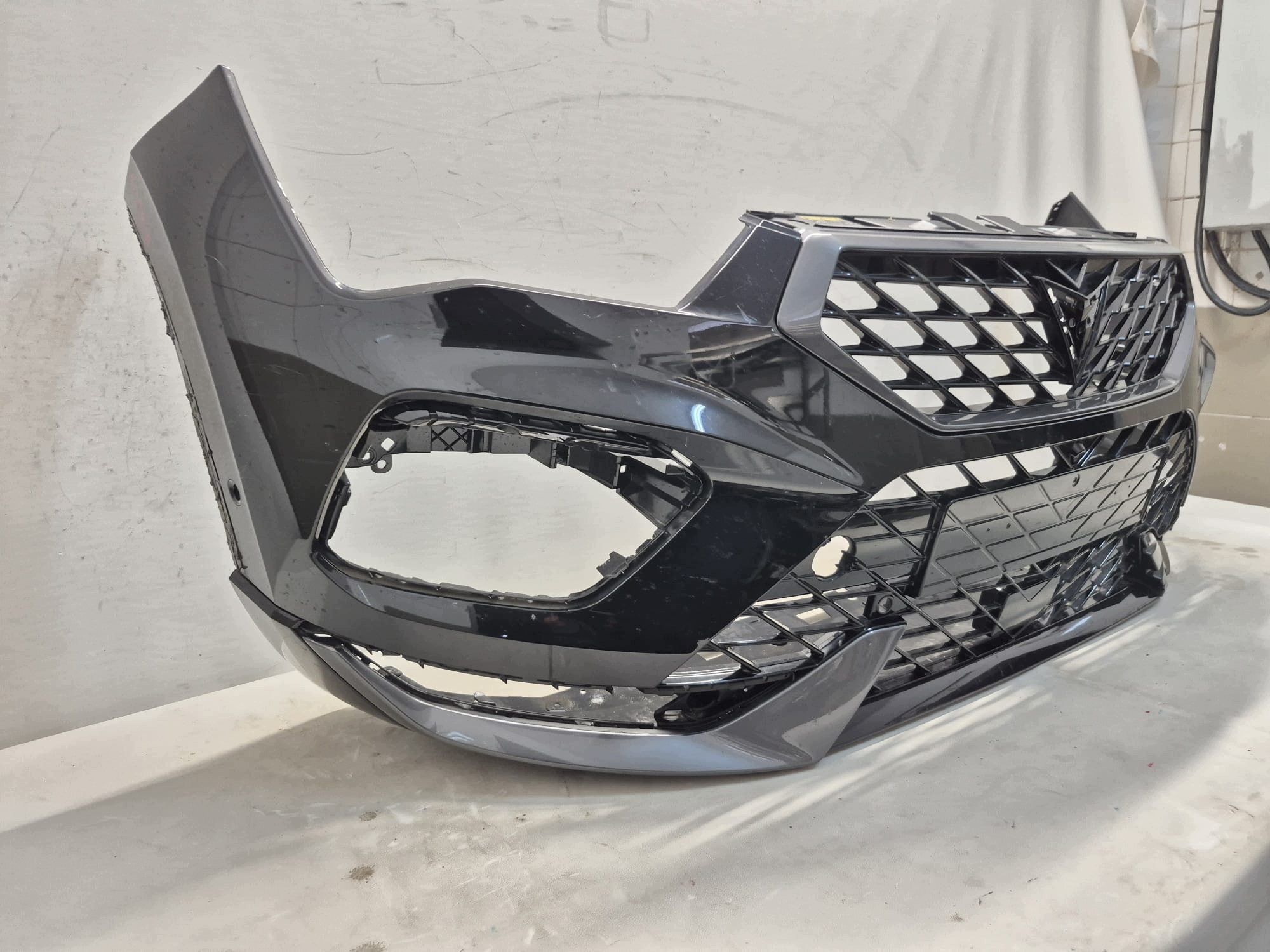 CUPRA ATECA LIFT 575 20- bumper front front grid grill PDC 575807221
