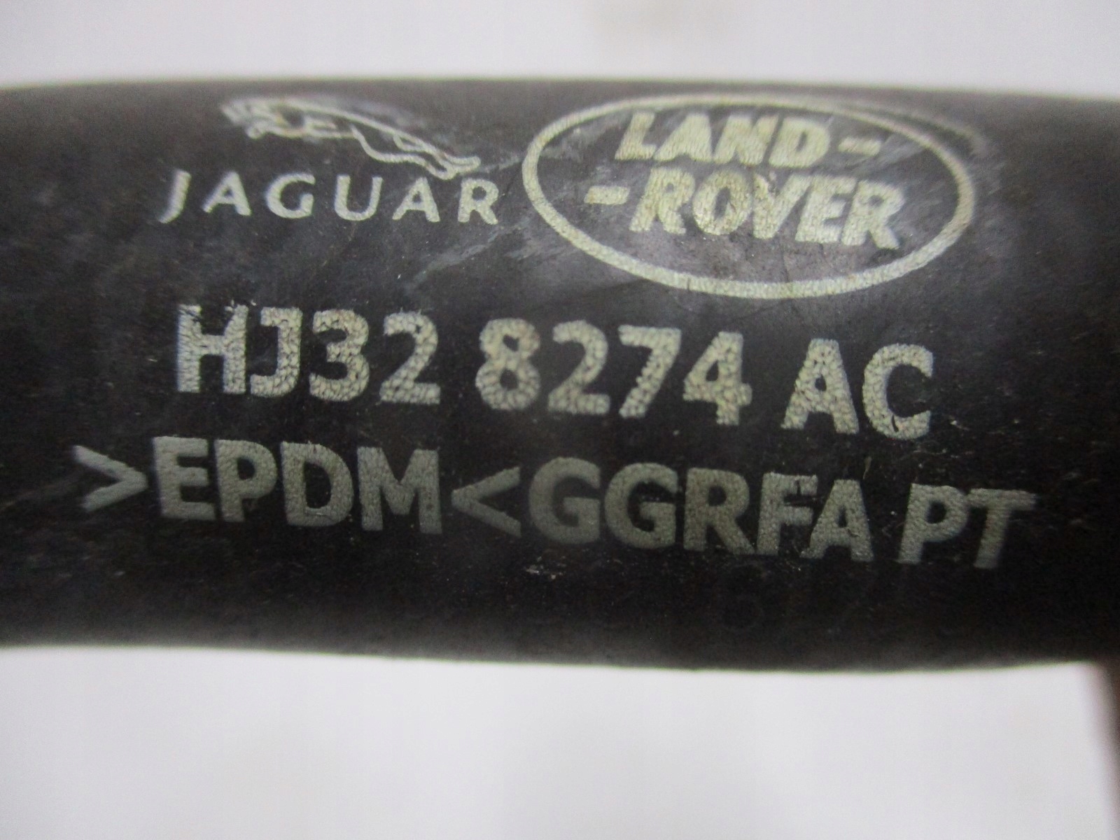 hose pipe LAND ROVER JAGUAR HJ32-8274-AC