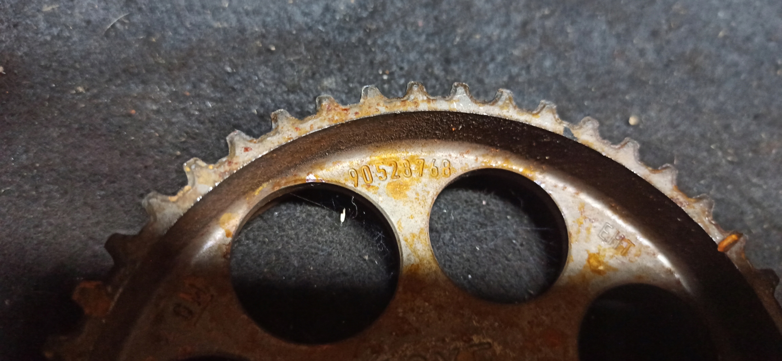 VECTRA C 1.8 16V kolo rozvodu 90528768