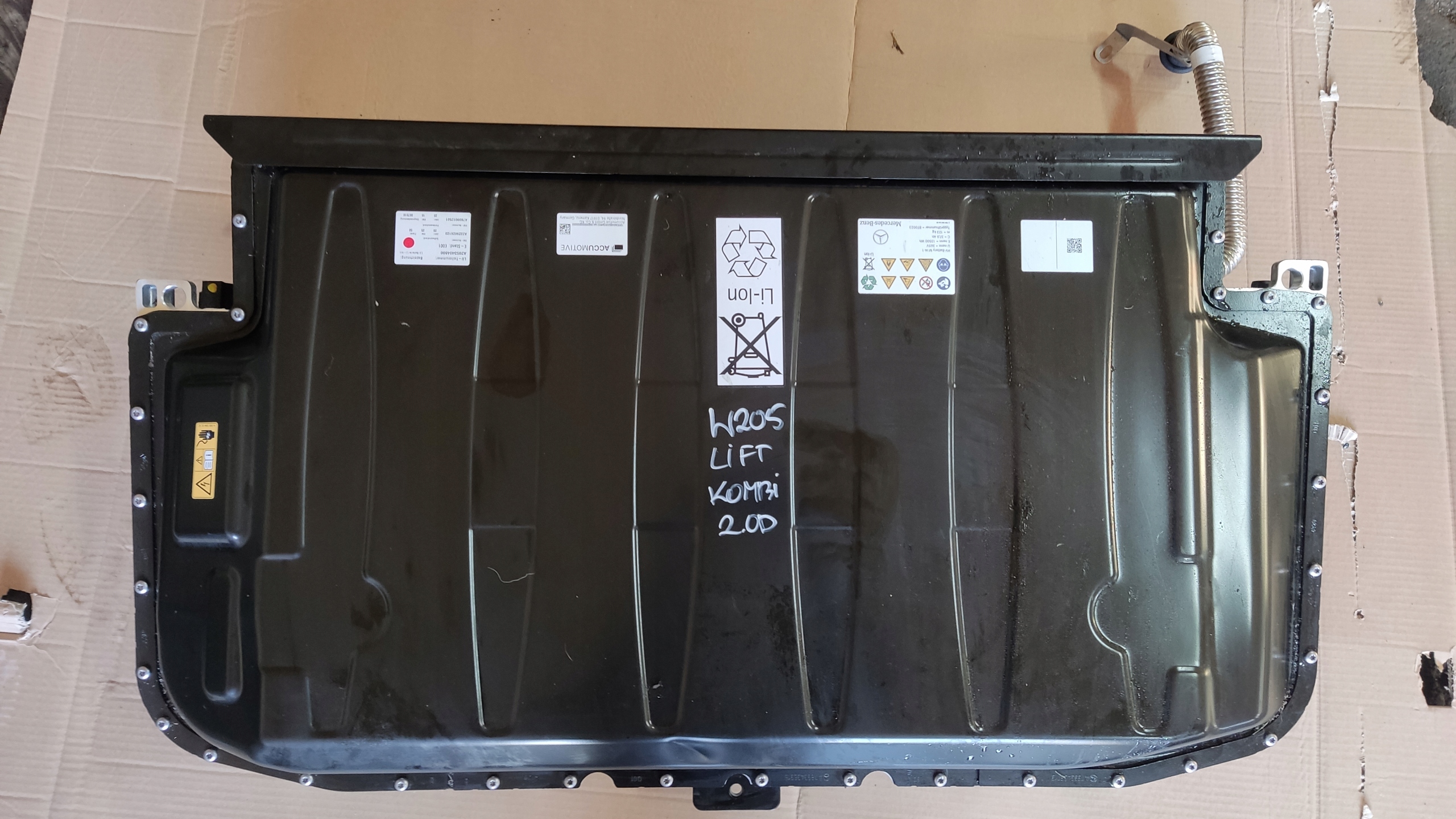 A7893430002 - MERCEDES W205 акумулятор акумулятор a2053404800