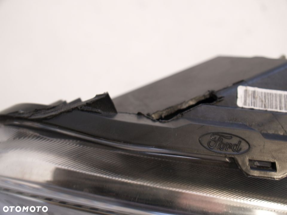 Ford Fiesta 13r FL Reflektor left light left uszko
