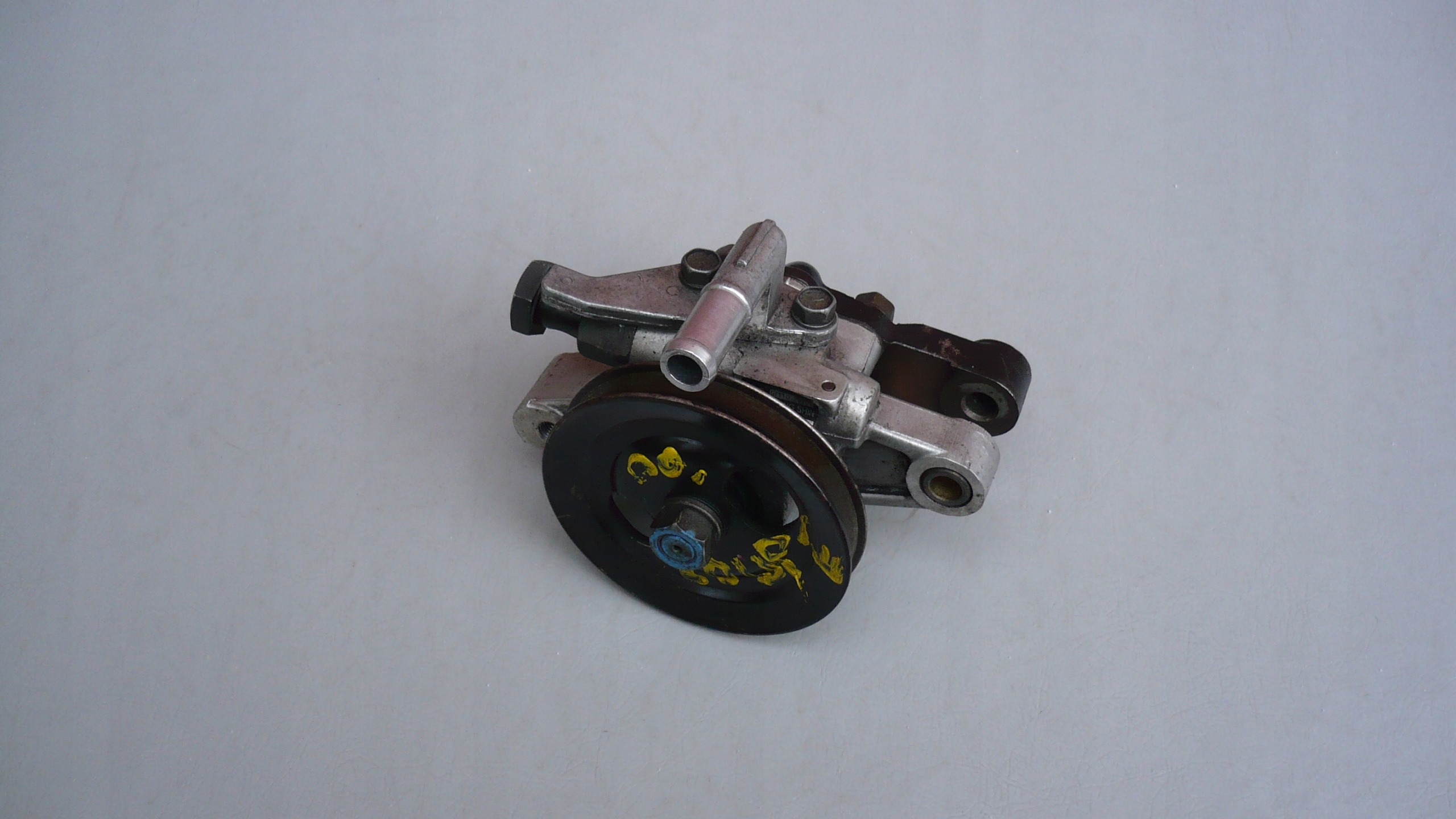 Насос гидроусилителя 5711029101 Coupe Matrix 1,6 1,8