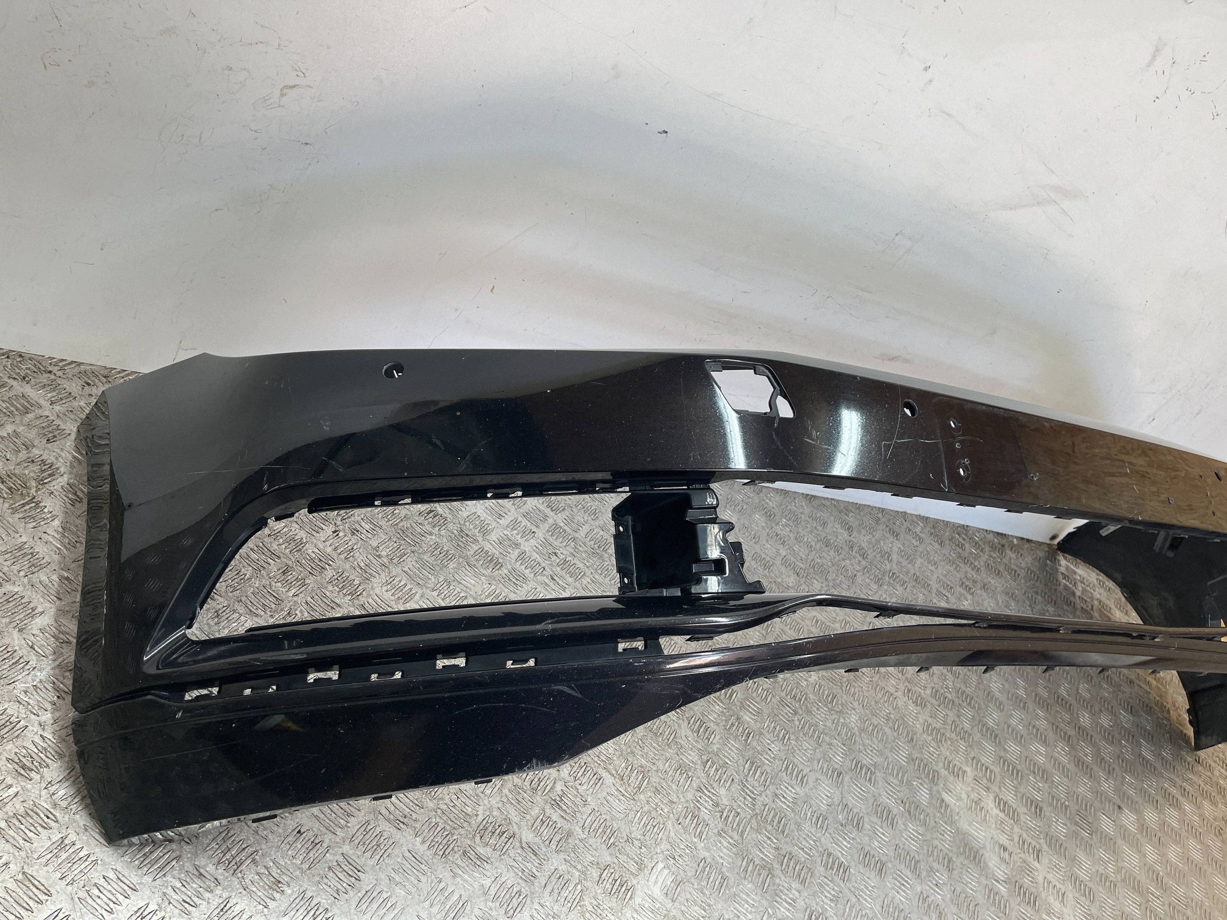 front bumper front VOLKSWAGEN PASSAT B8 3G 14- PDC washers