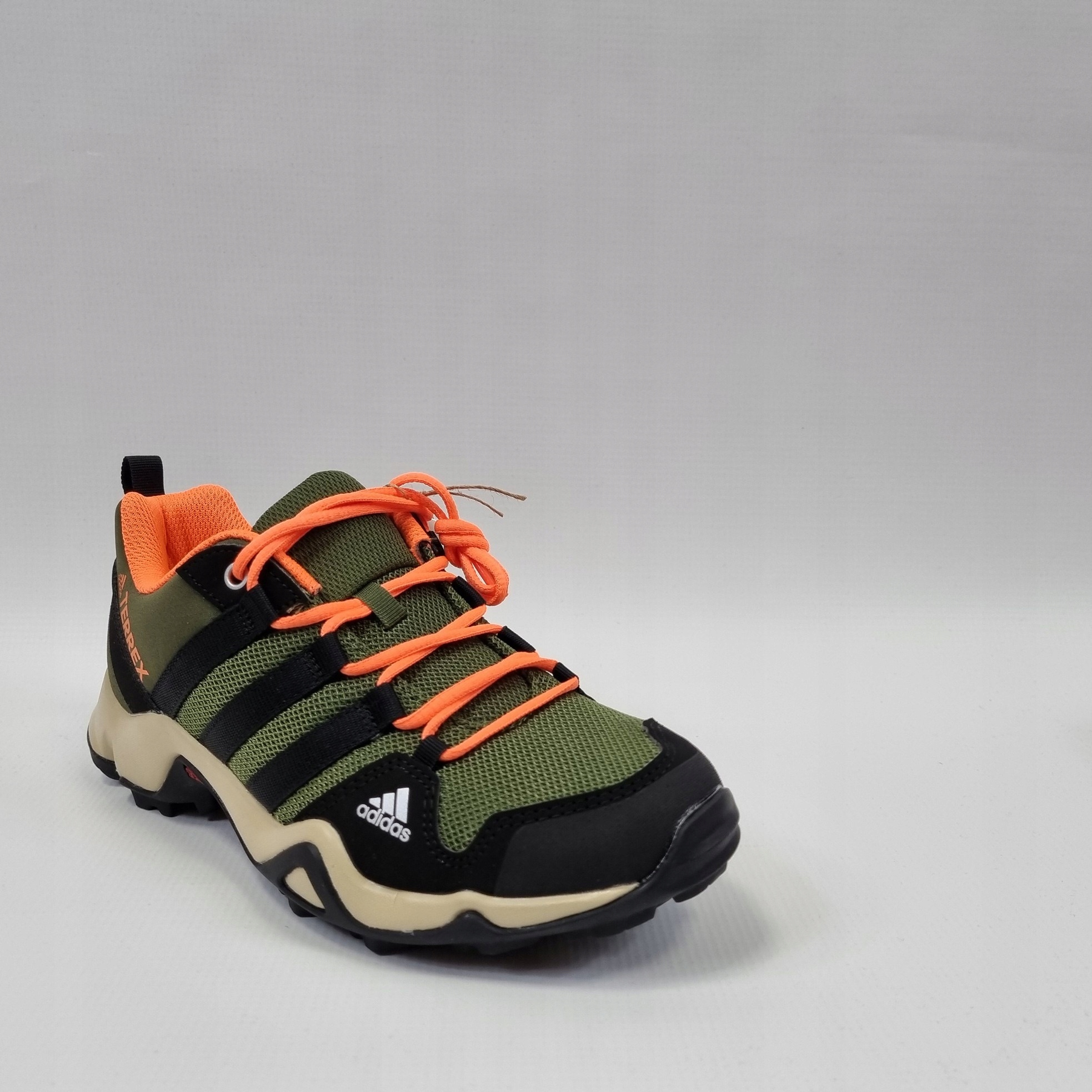 Sportovní obuv Adidas Terrex AX2R -FX4185