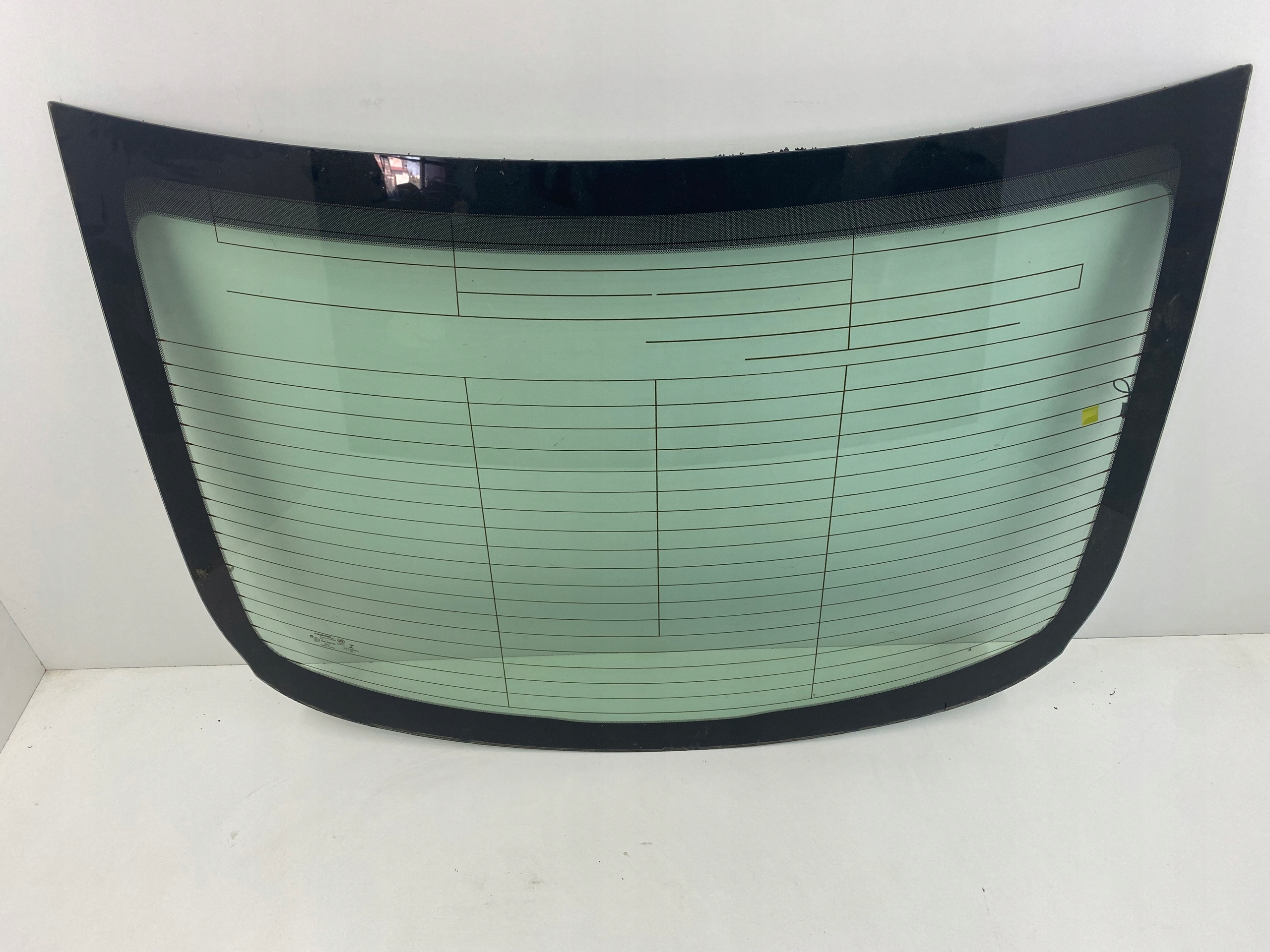 Chrysler 200 2015-Скло заднє Заднє