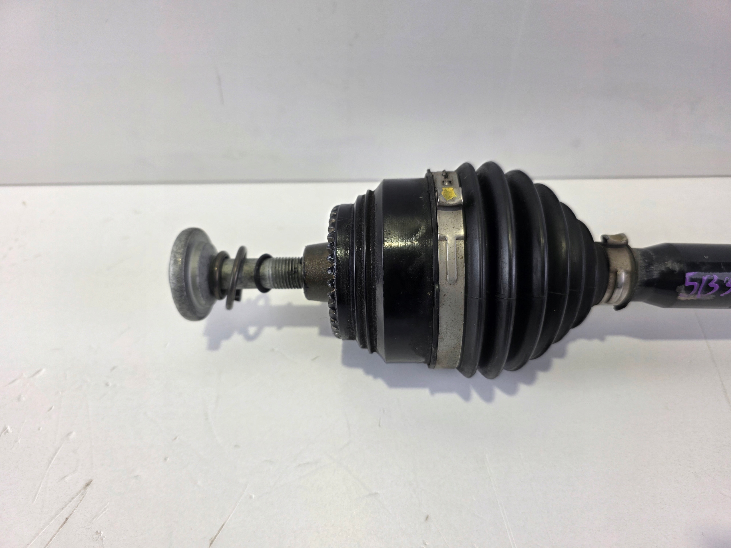 semi-axis right front BMW X1 U11 5B3D928