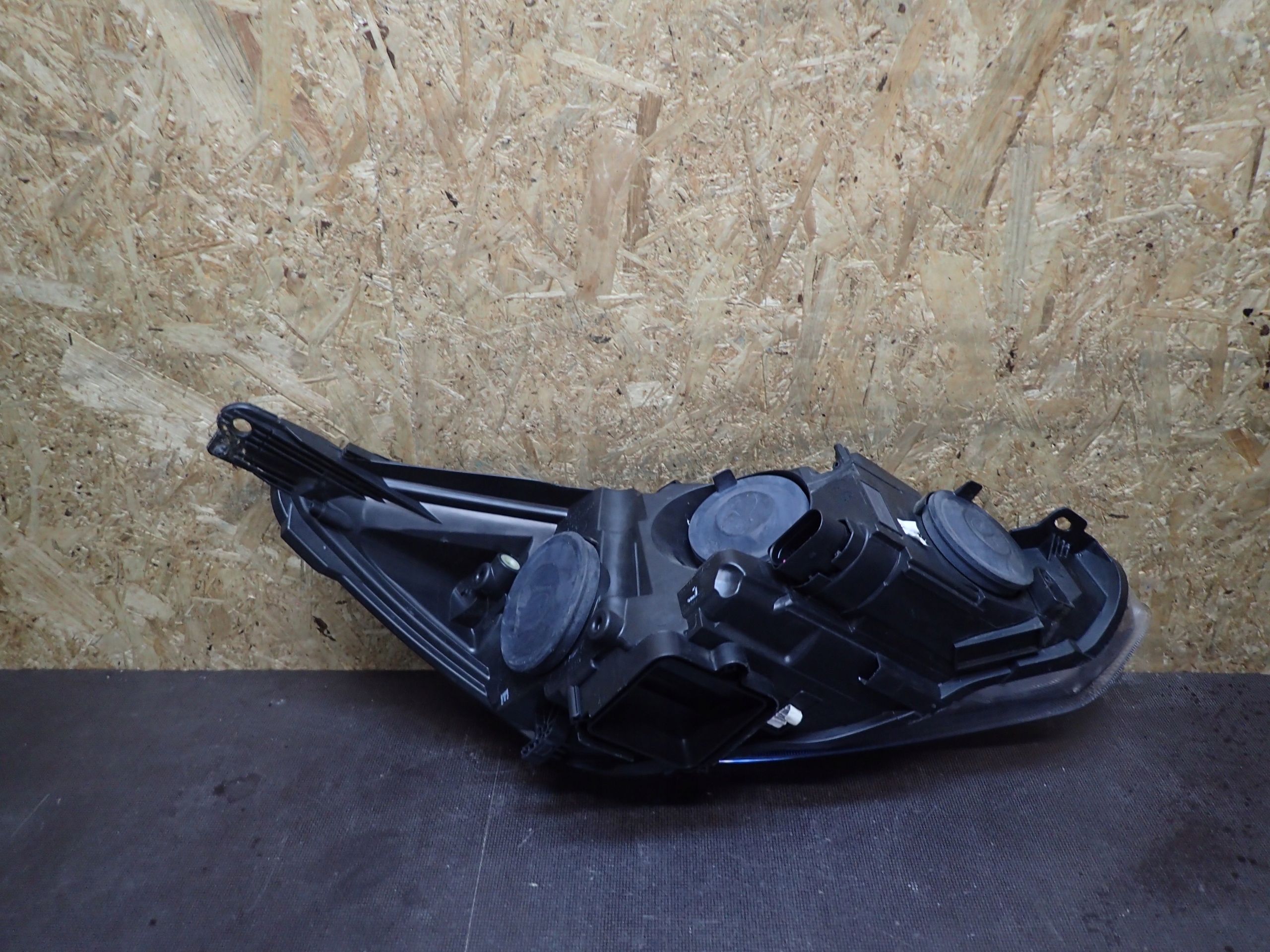 LICHT VORNE LINKS FORD FOCUS MK3 LIFT 14- SCHWARZE