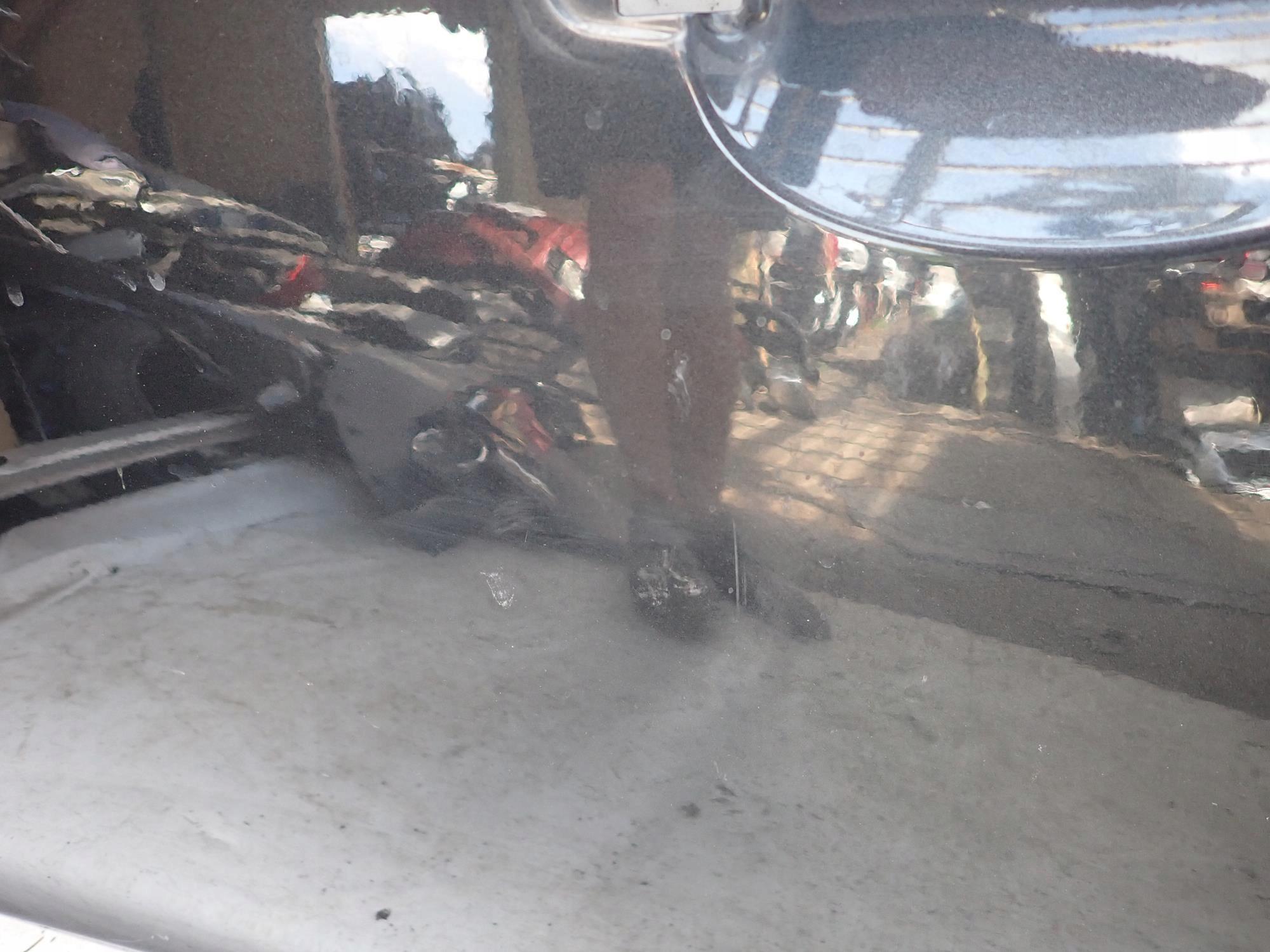 VOLVO XC60 and 1 08-17 door rear part rear. left