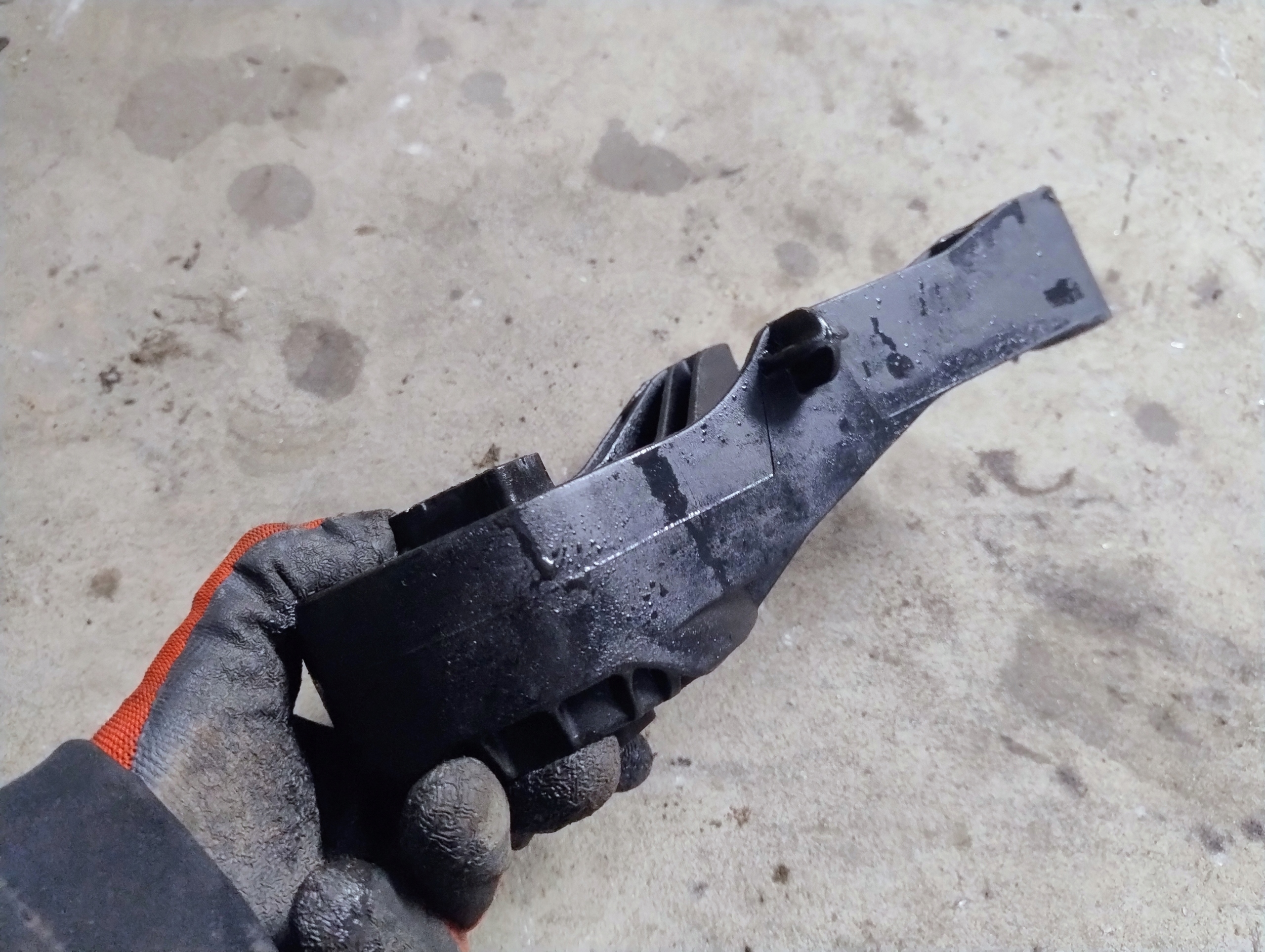 holder engine mount OPEL ASTRA IV J 1.7 CDTI
