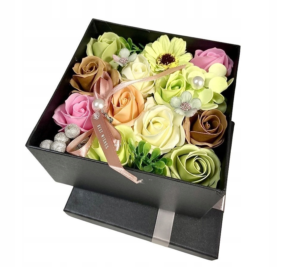

FlowerBox z róż mydlanych, wieczne róże mydlane w