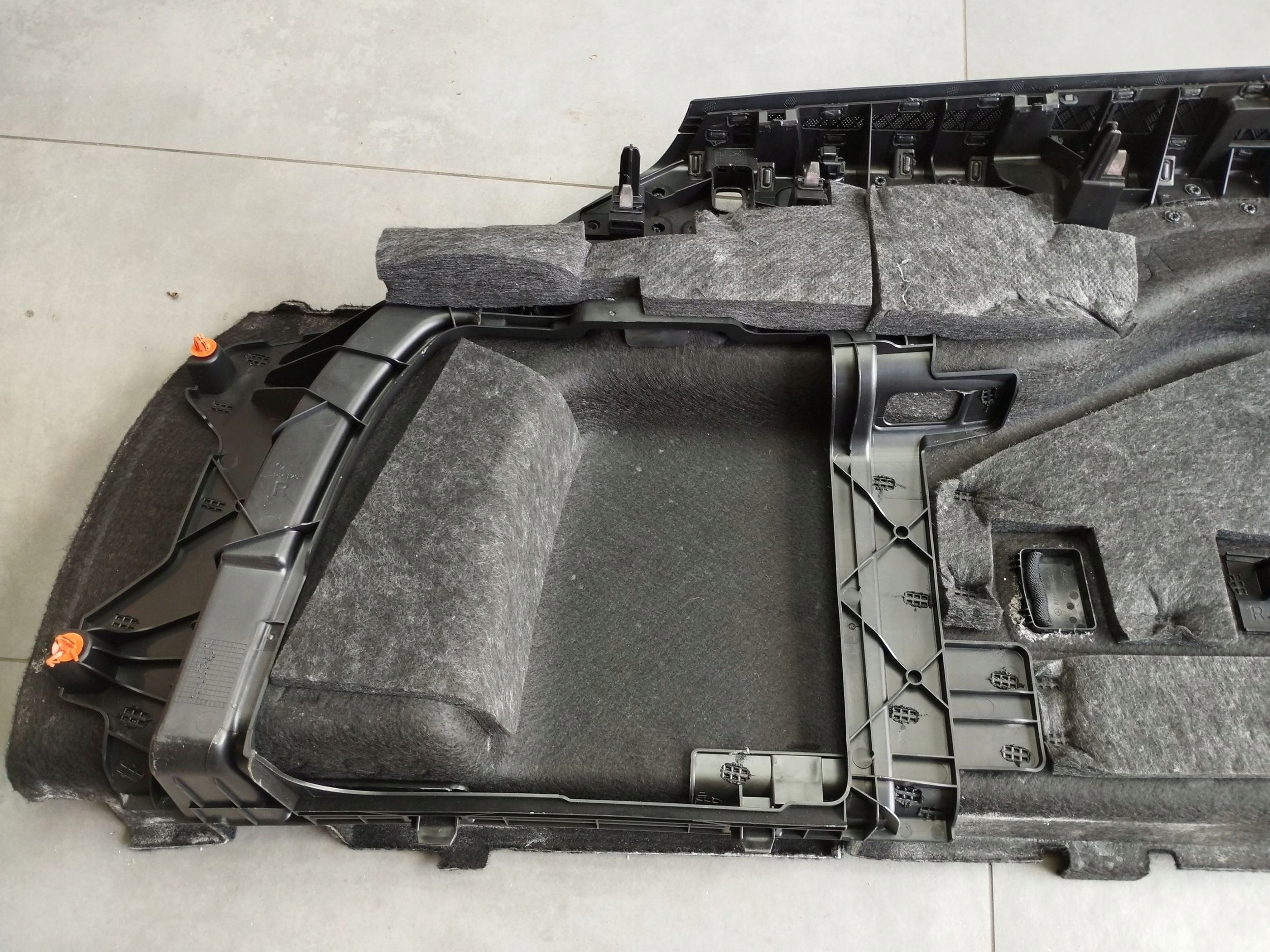 Mercedes-Benz E W213 boot upholstery right rear part A2136906403