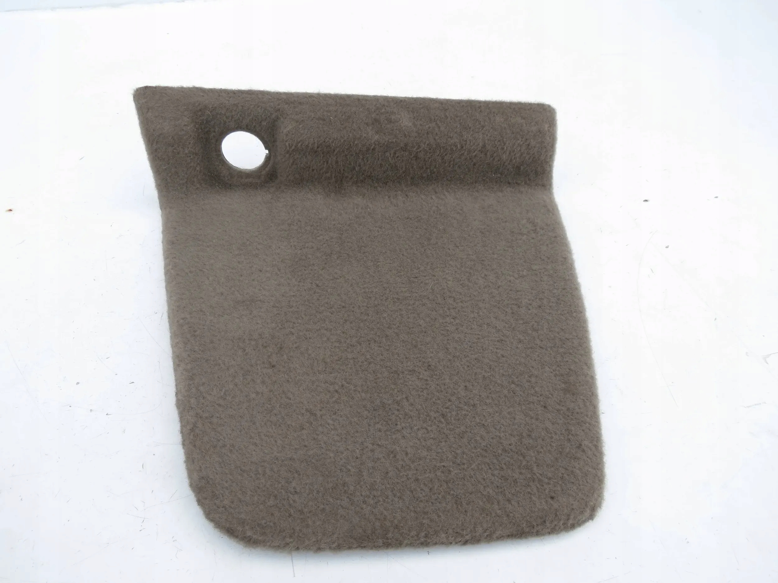 spoiler side upholstery boot right AUDI Q7 4L
