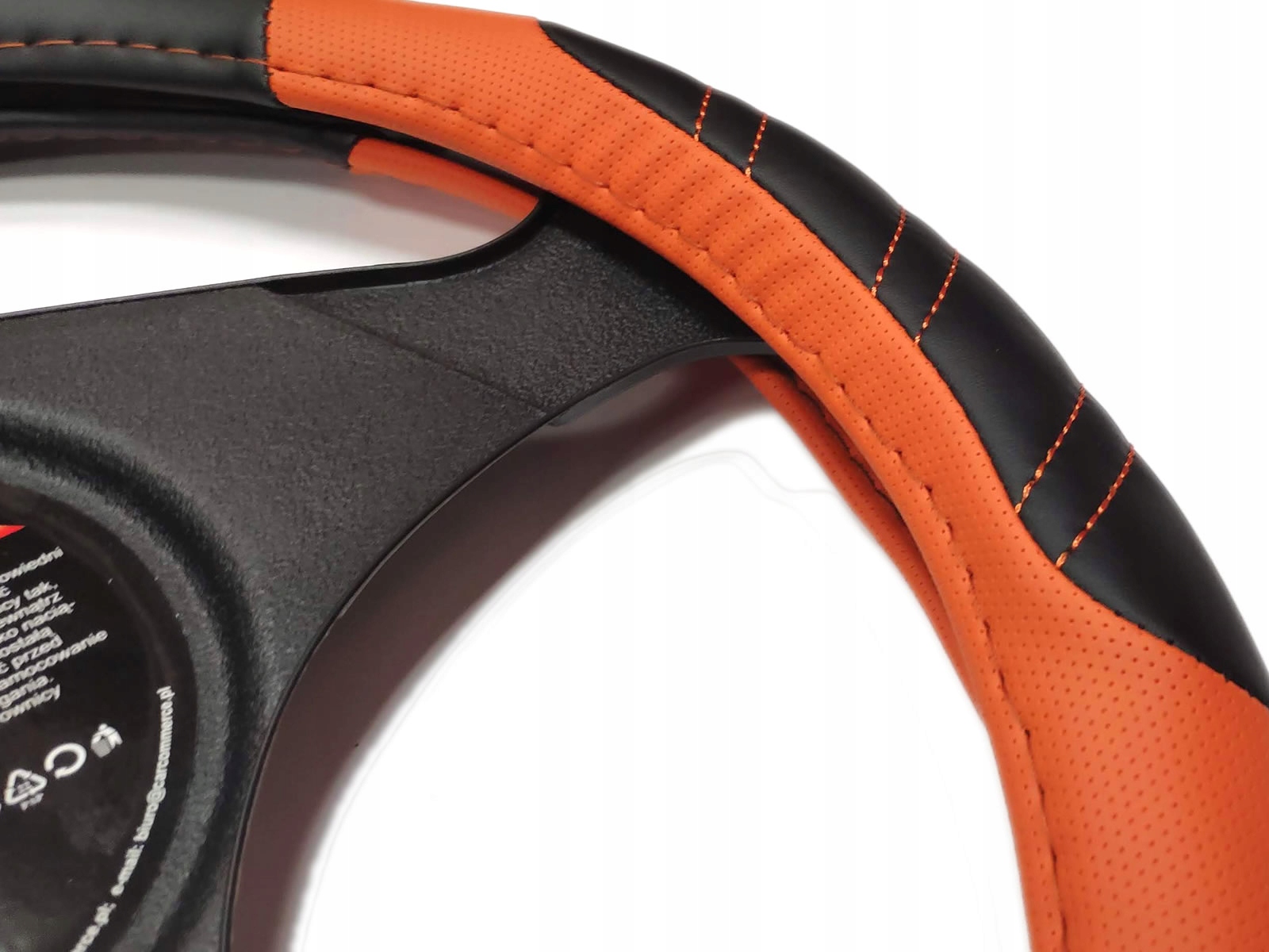 POKROWIEC NA KIEROWNICE M 37-39cm PREMIUM LUXURY Producent Carcommerce