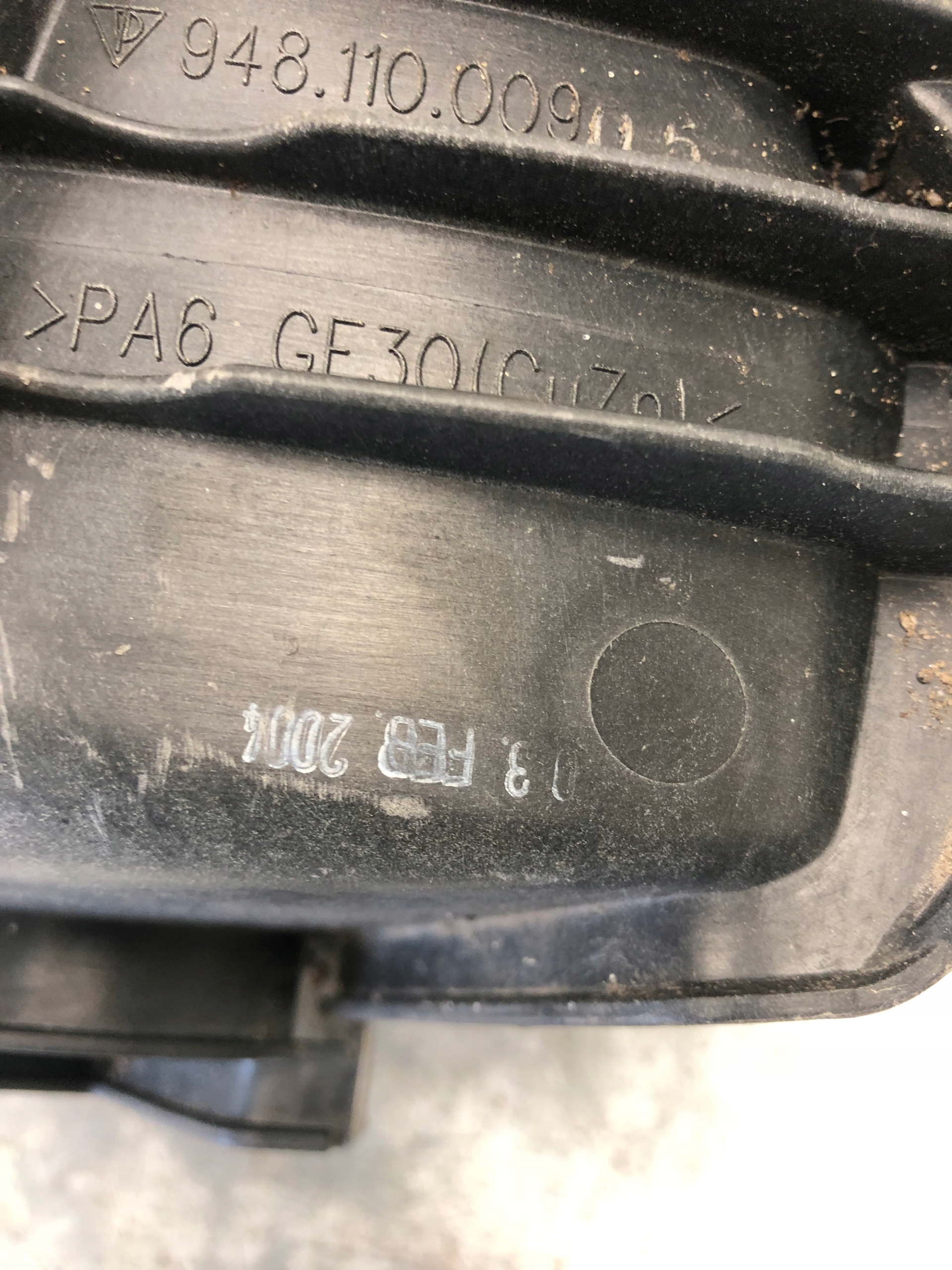 коллектор Впускный PORSCHE Cayenne 4.5 V8 94811001102