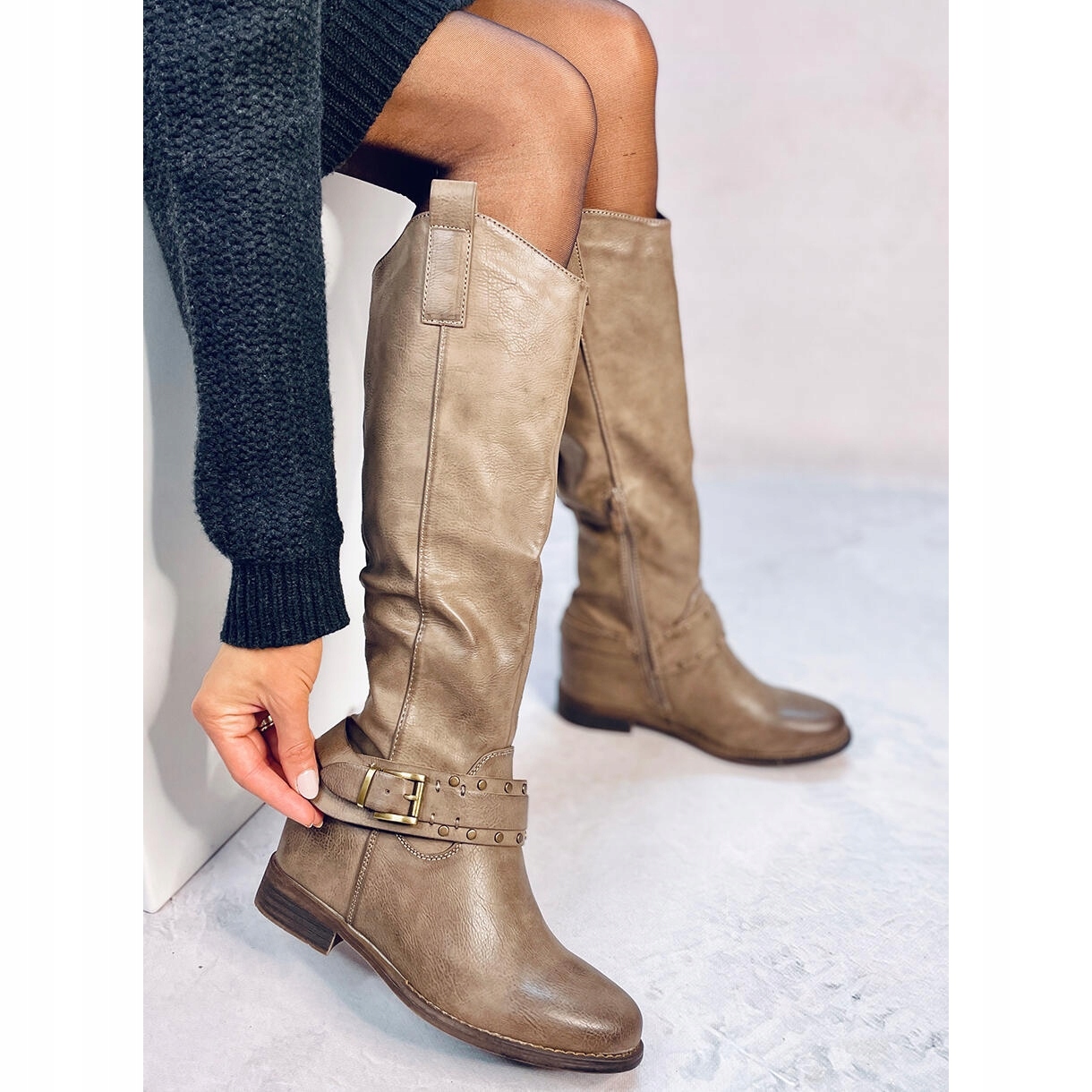 Kozaki na ukrytym koturnie Watson Khaki r.40 Stan opakowania oryginalne