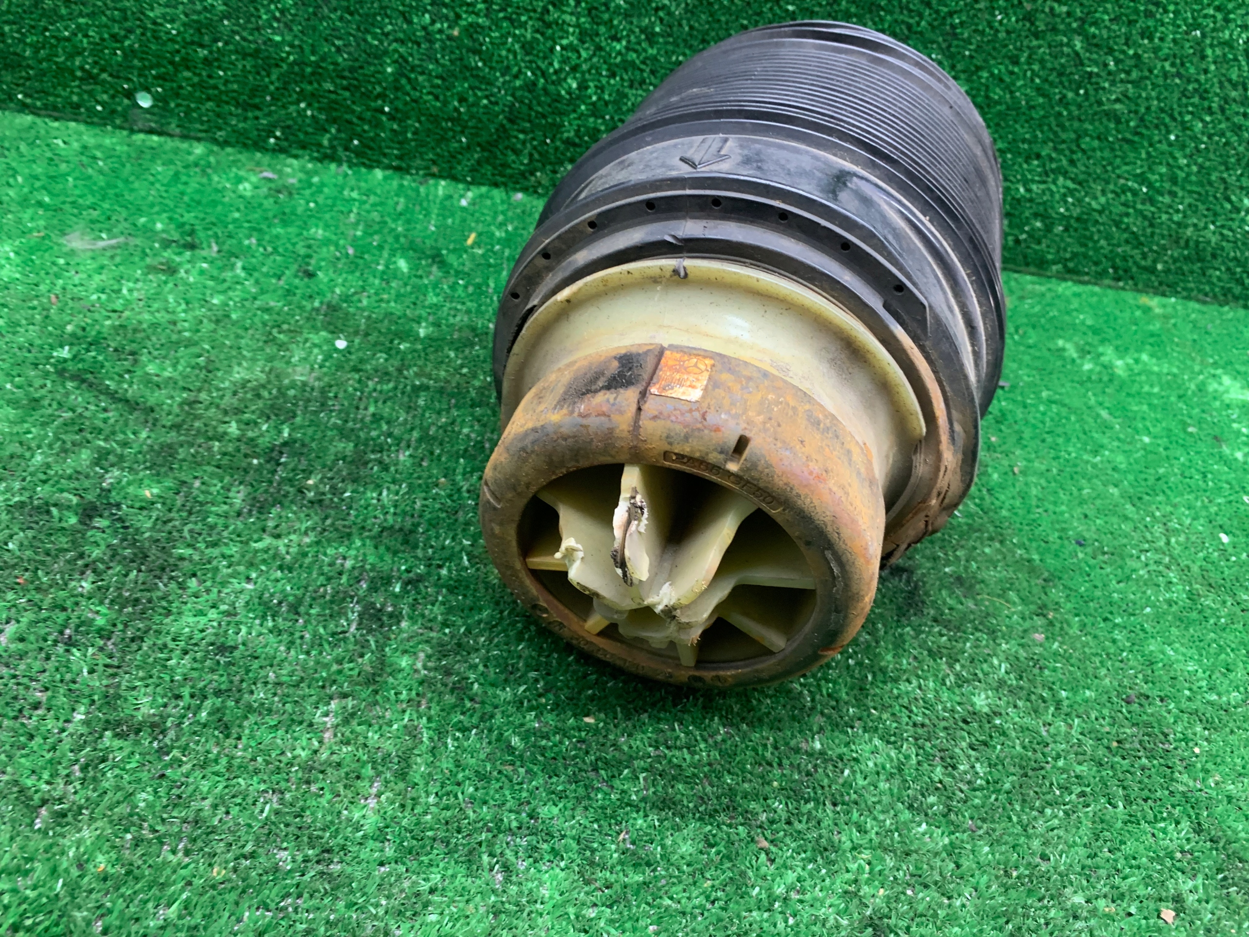 MERCEDES E W212 MIECH airbag right rear part rear