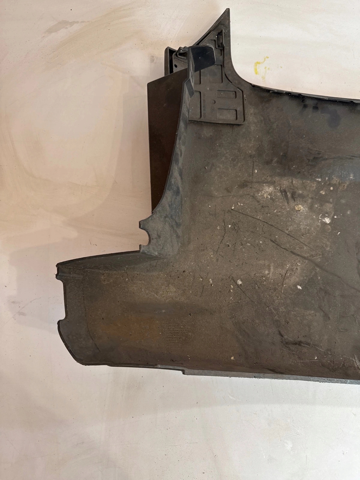 Ecke der Stoßstange heck hinten links Ford Transit Custom