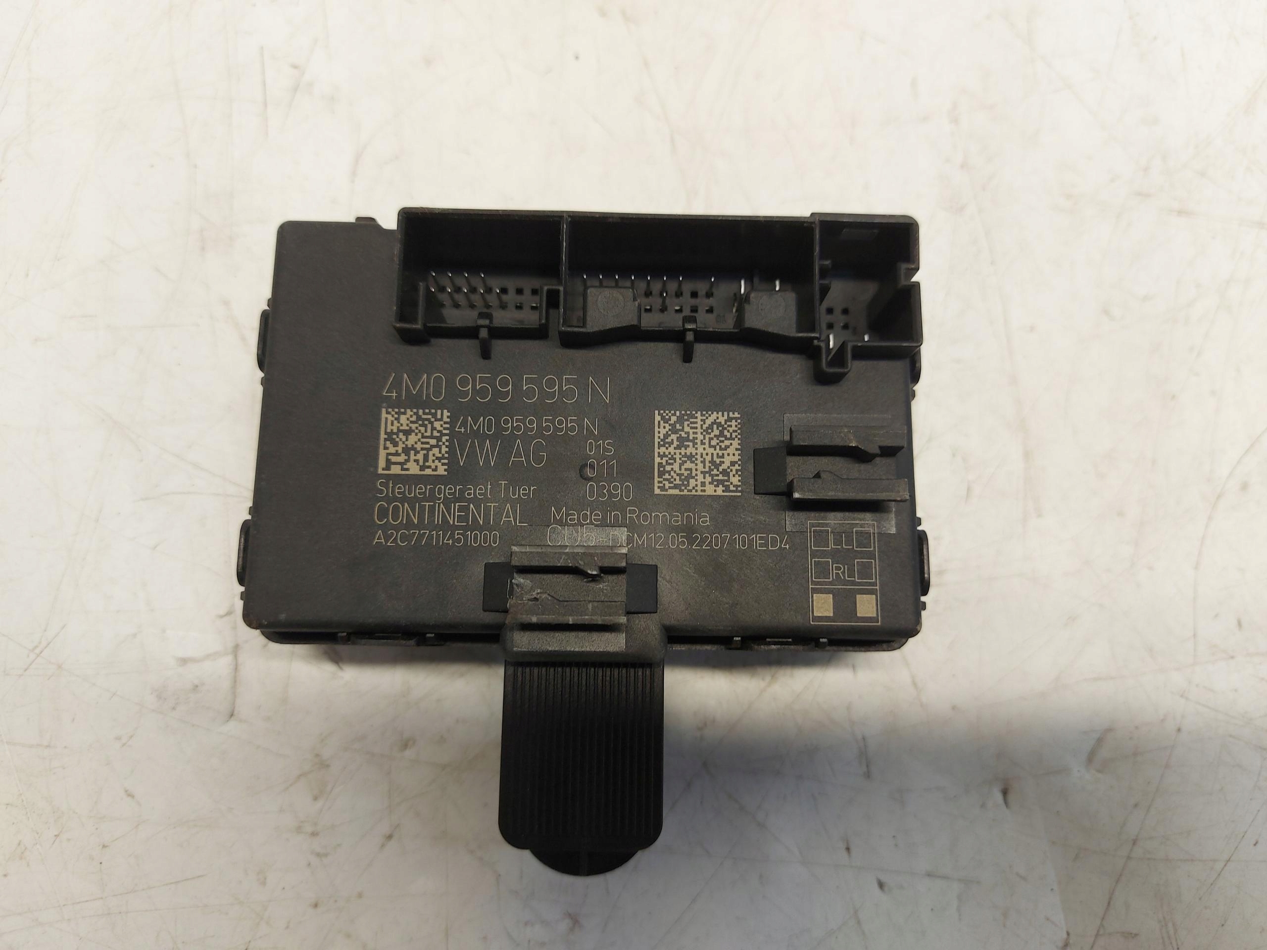 Audi Q7 II LIFT 4M0 module control unit door rear part rear 4m0959595n