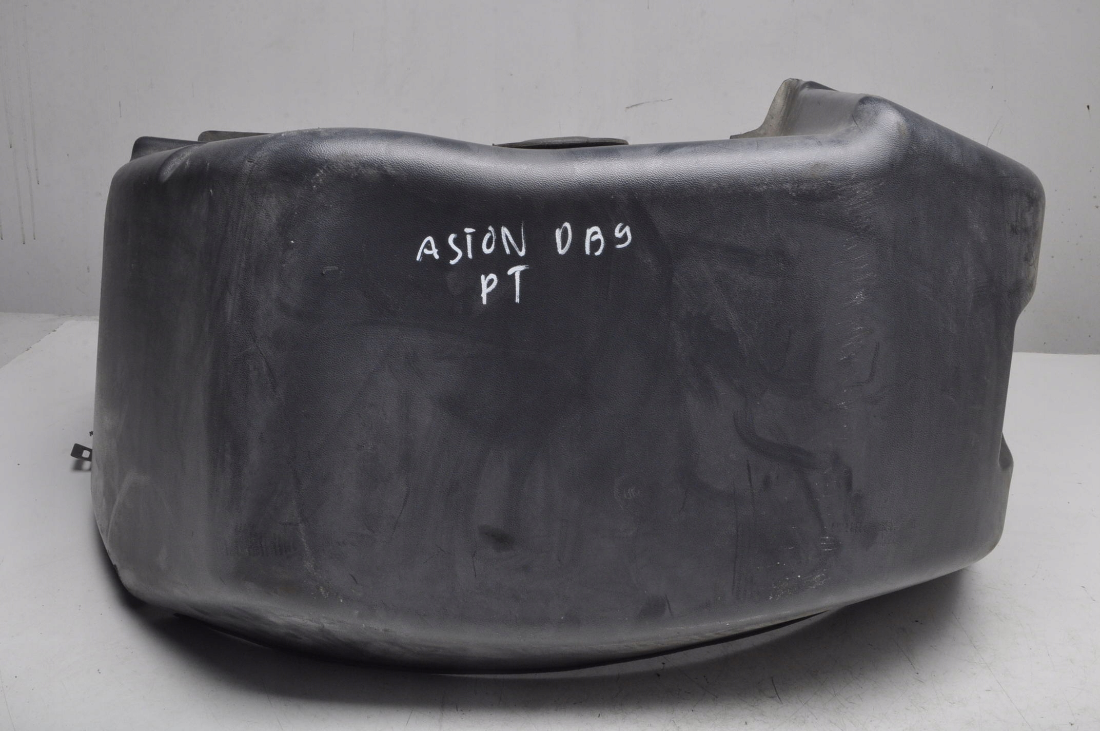 ASTON MARTIN DB9 NADKOLE PRAWY TYŁ TYLNE Typ samochodu Samochody osobowe