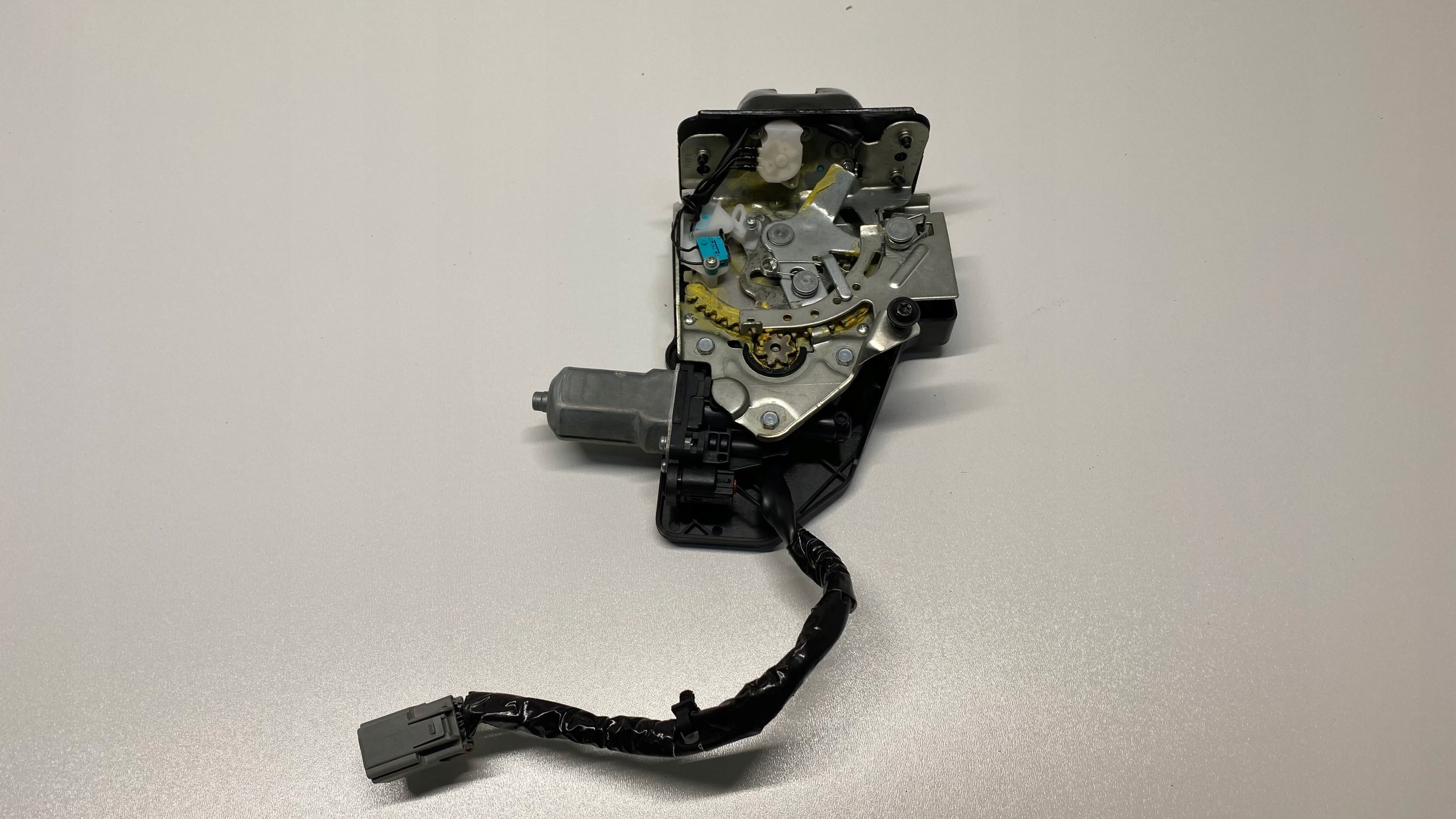 FORD KUGA MK2 lock bonnet boot electrical 12-14