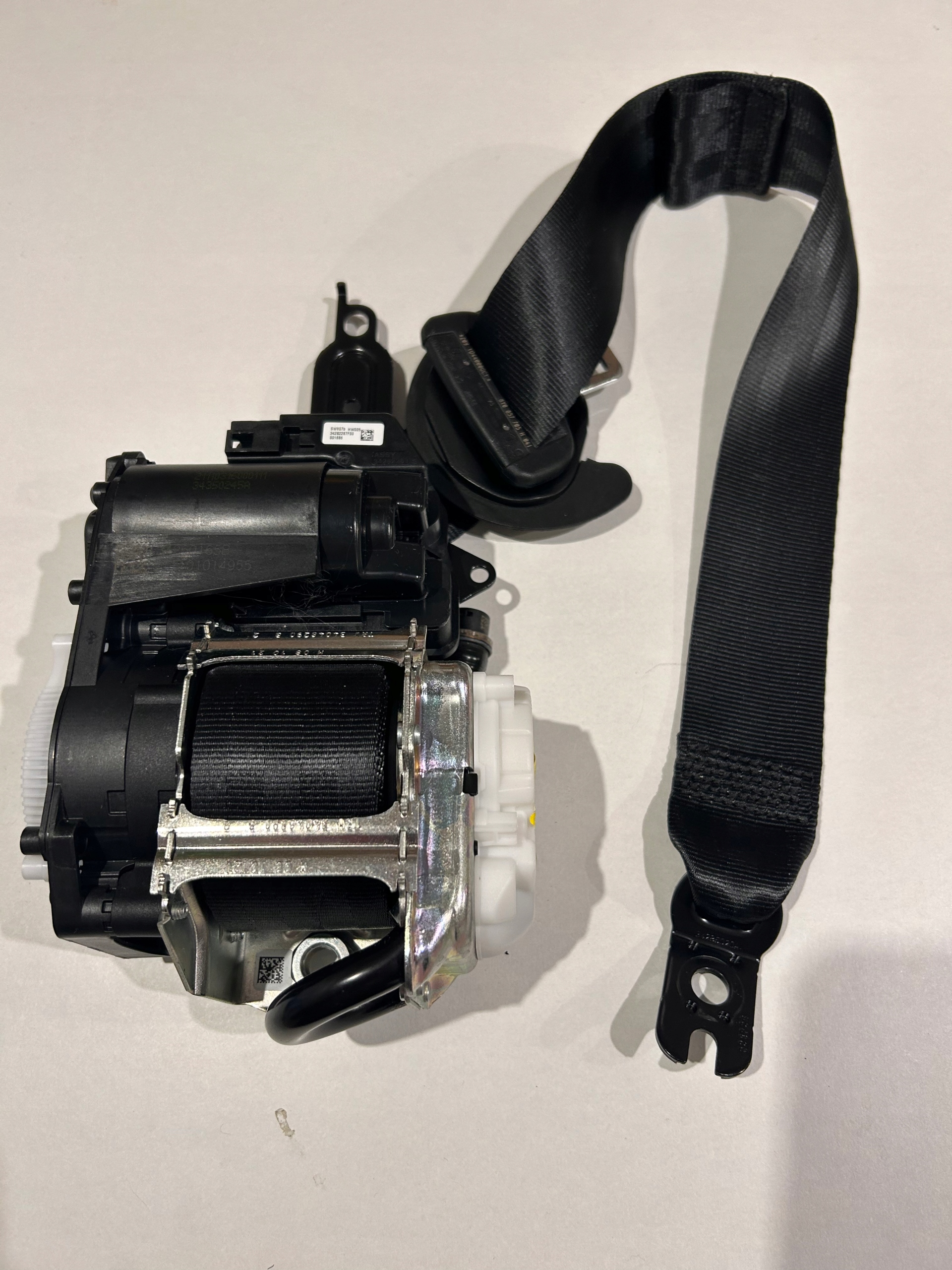 AUDI A3 ремень безопасности передний левый 8Y0857705H