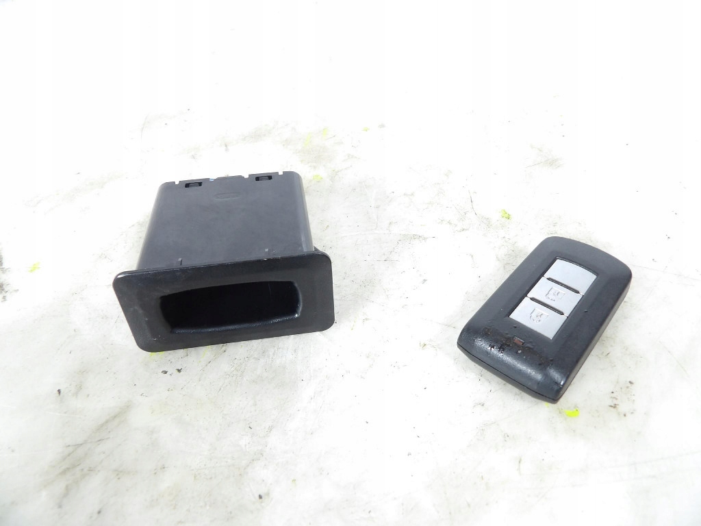 MITSUBISHI ASX e LIFT 1.6 MIVEC Accensione 8637B421