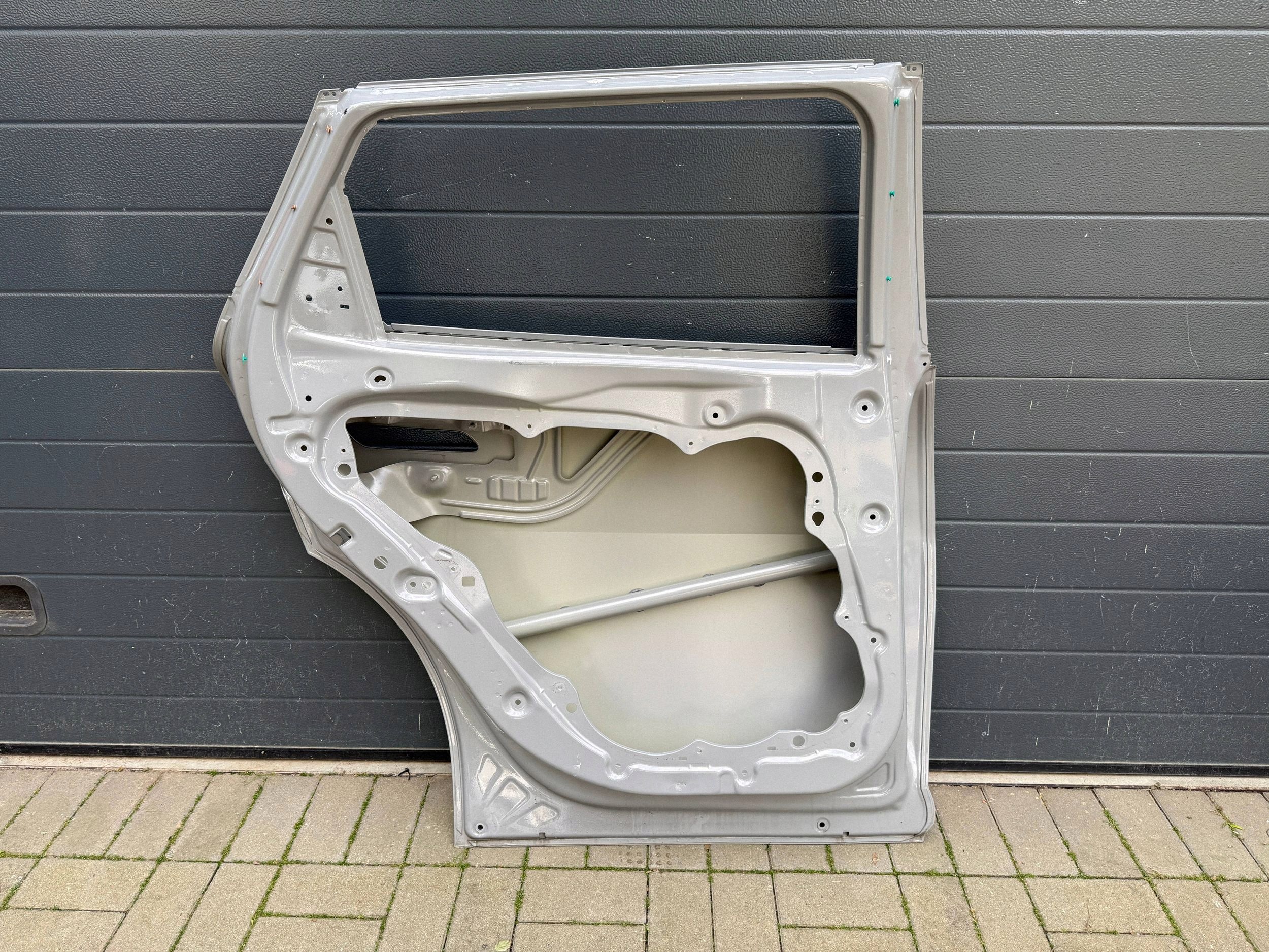 Kia Ev6 Ev-6 door rear part left rear. left