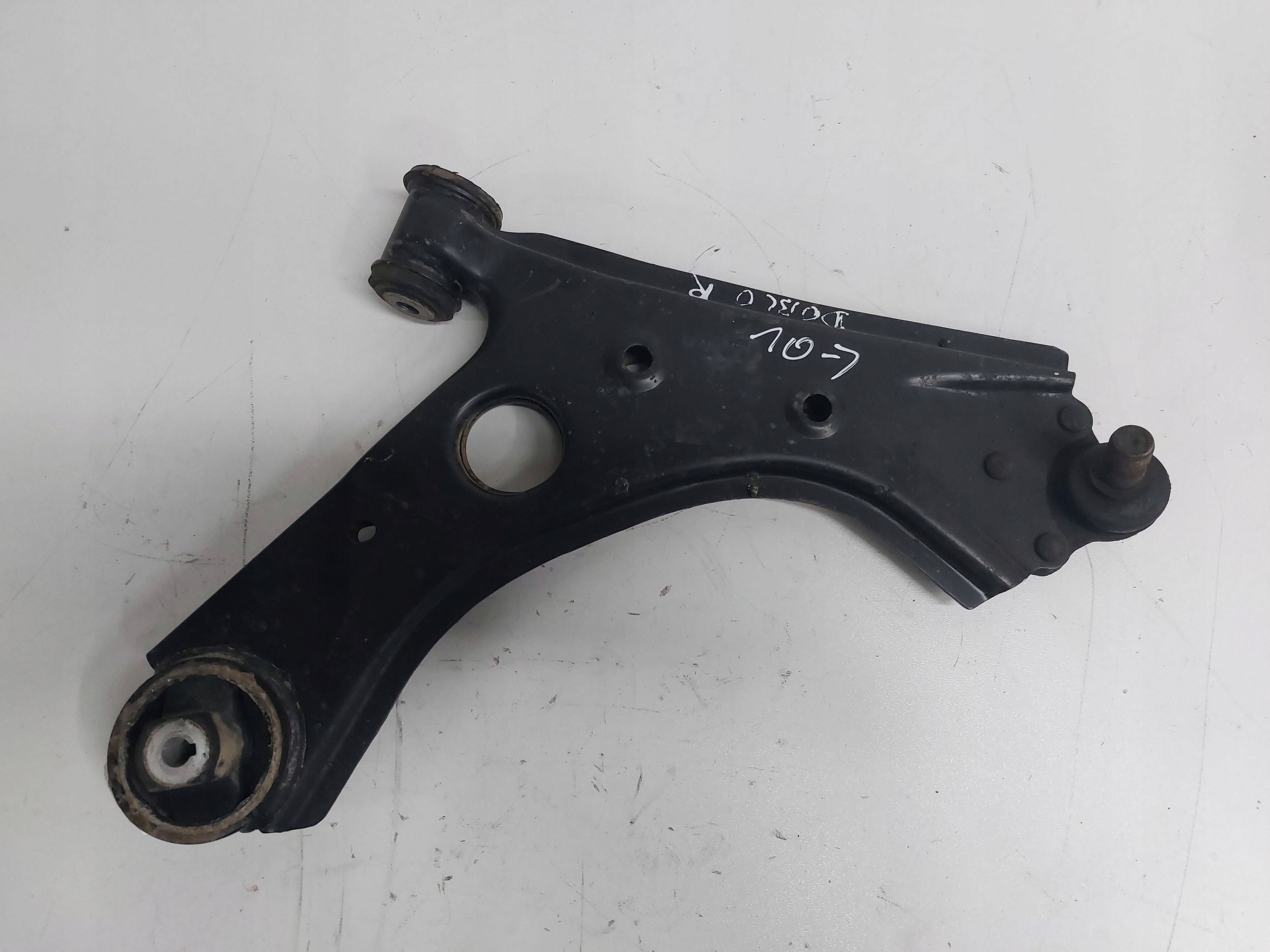 FIAT DOBLO II COMBO D 10-22r arm right front