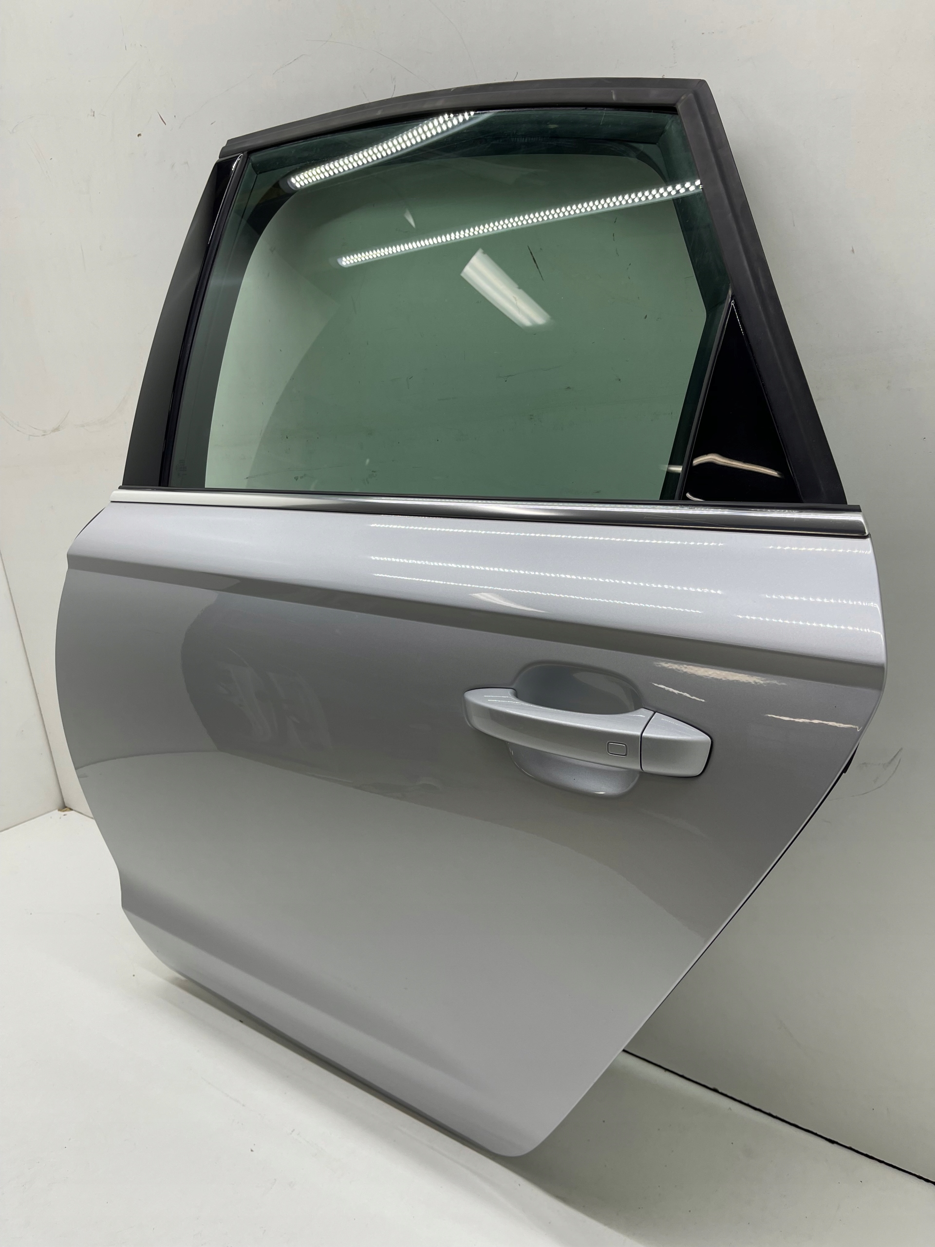 AUDI A6 C7 sedan door left rear part LX7W silver nice complete